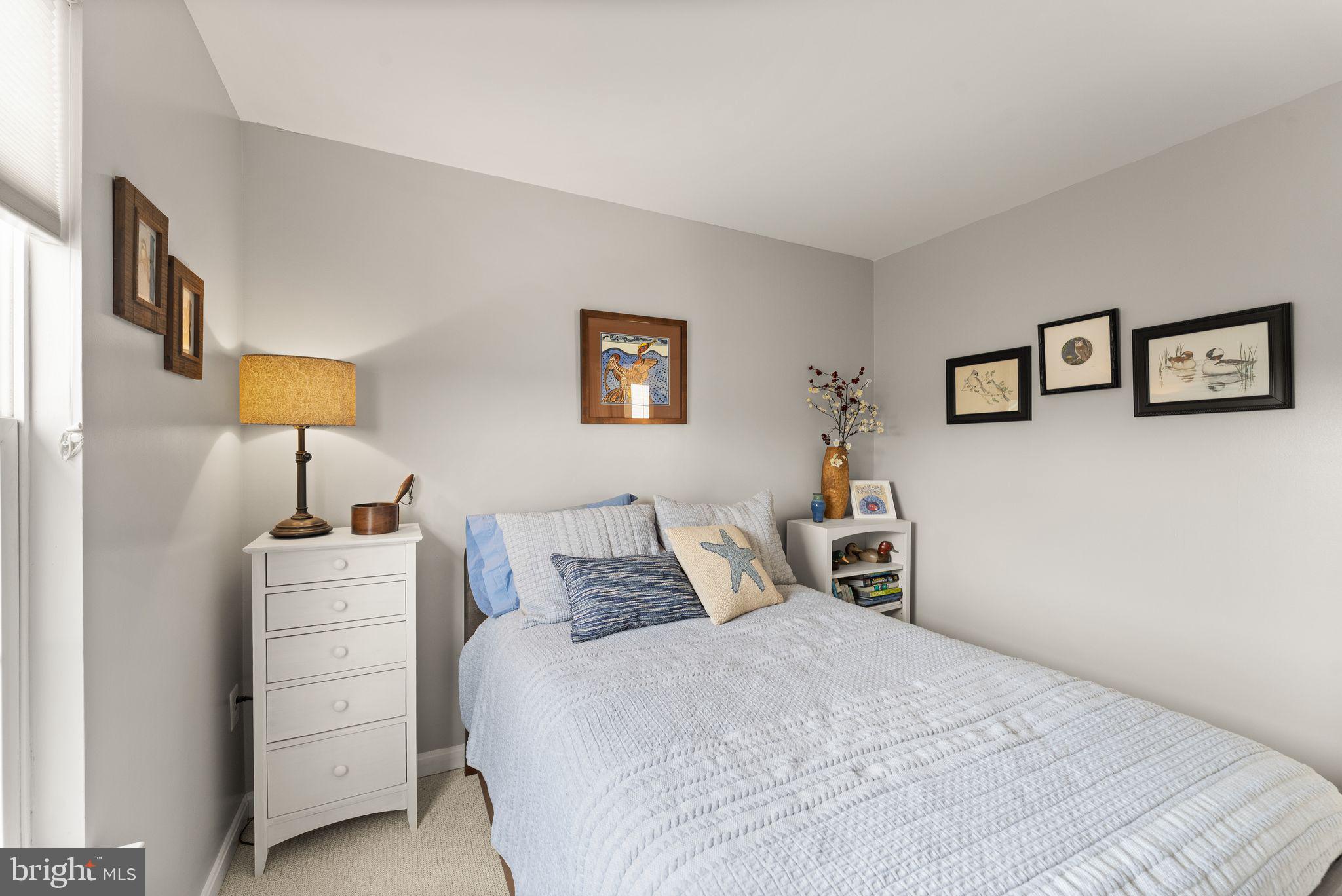 COMPTON VILLAGE - Residential