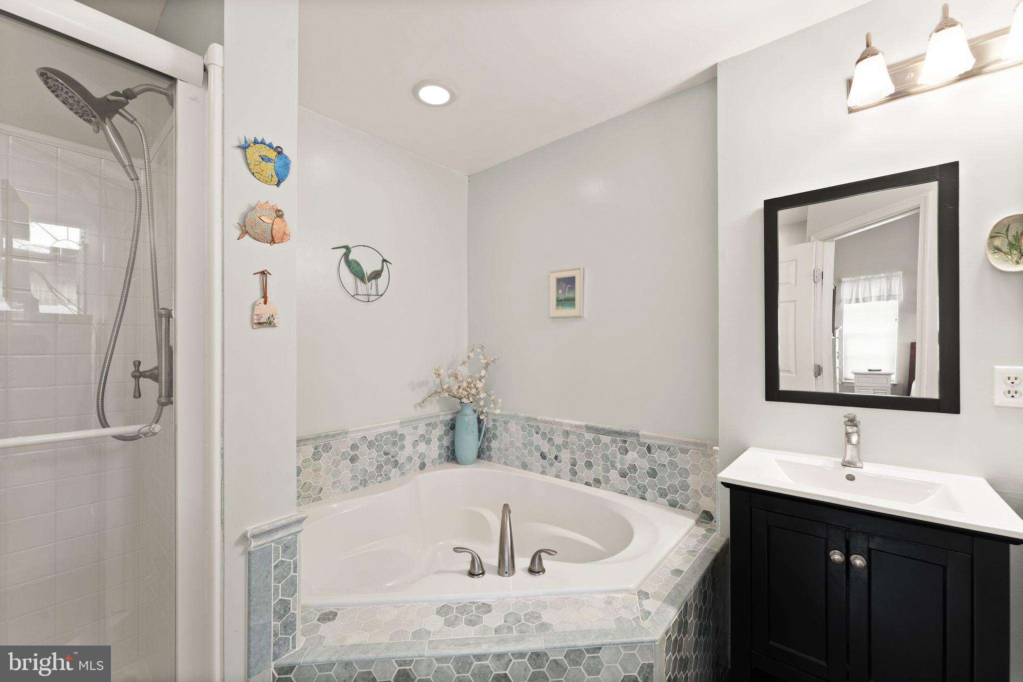 COMPTON VILLAGE - Residential