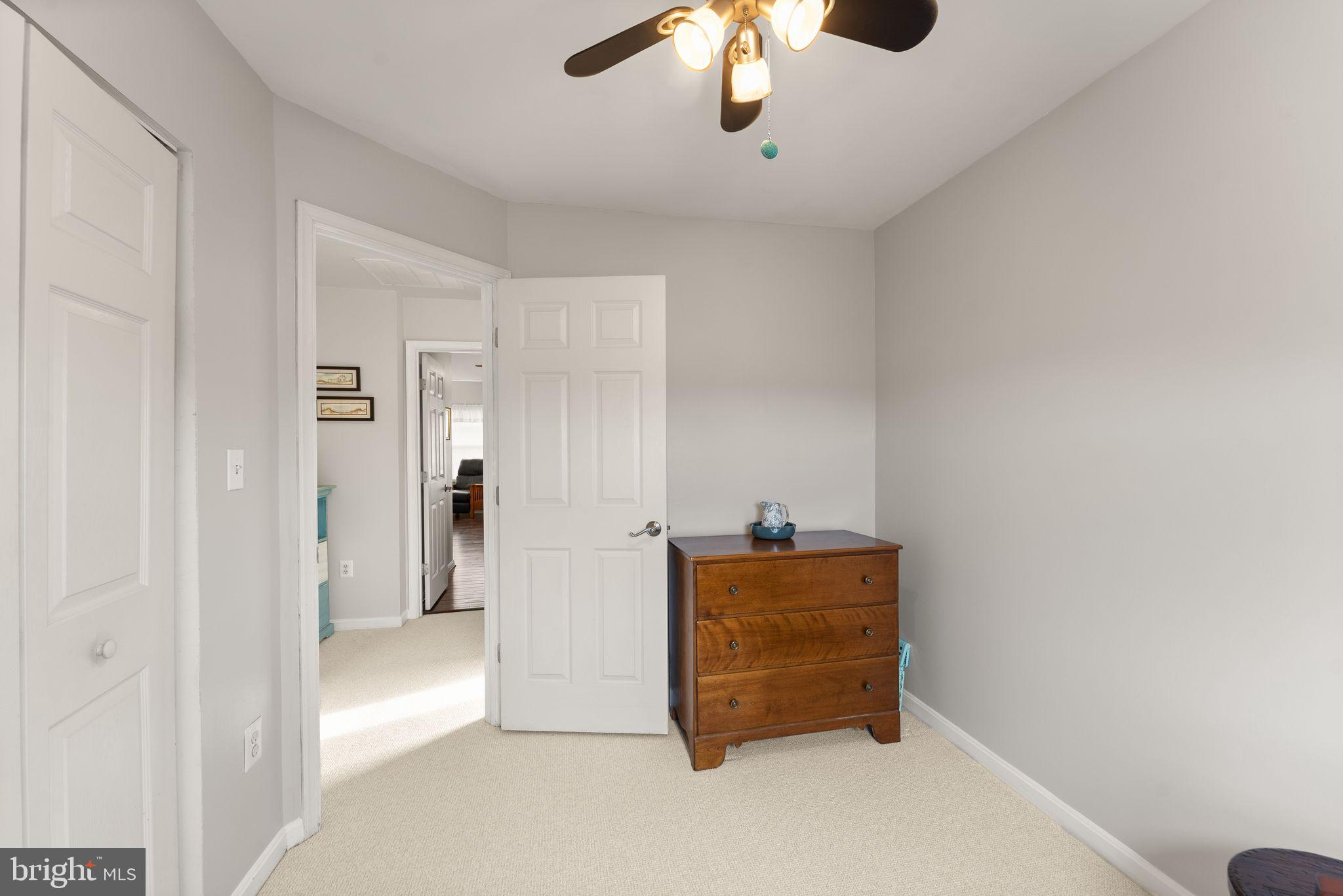 COMPTON VILLAGE - Residential