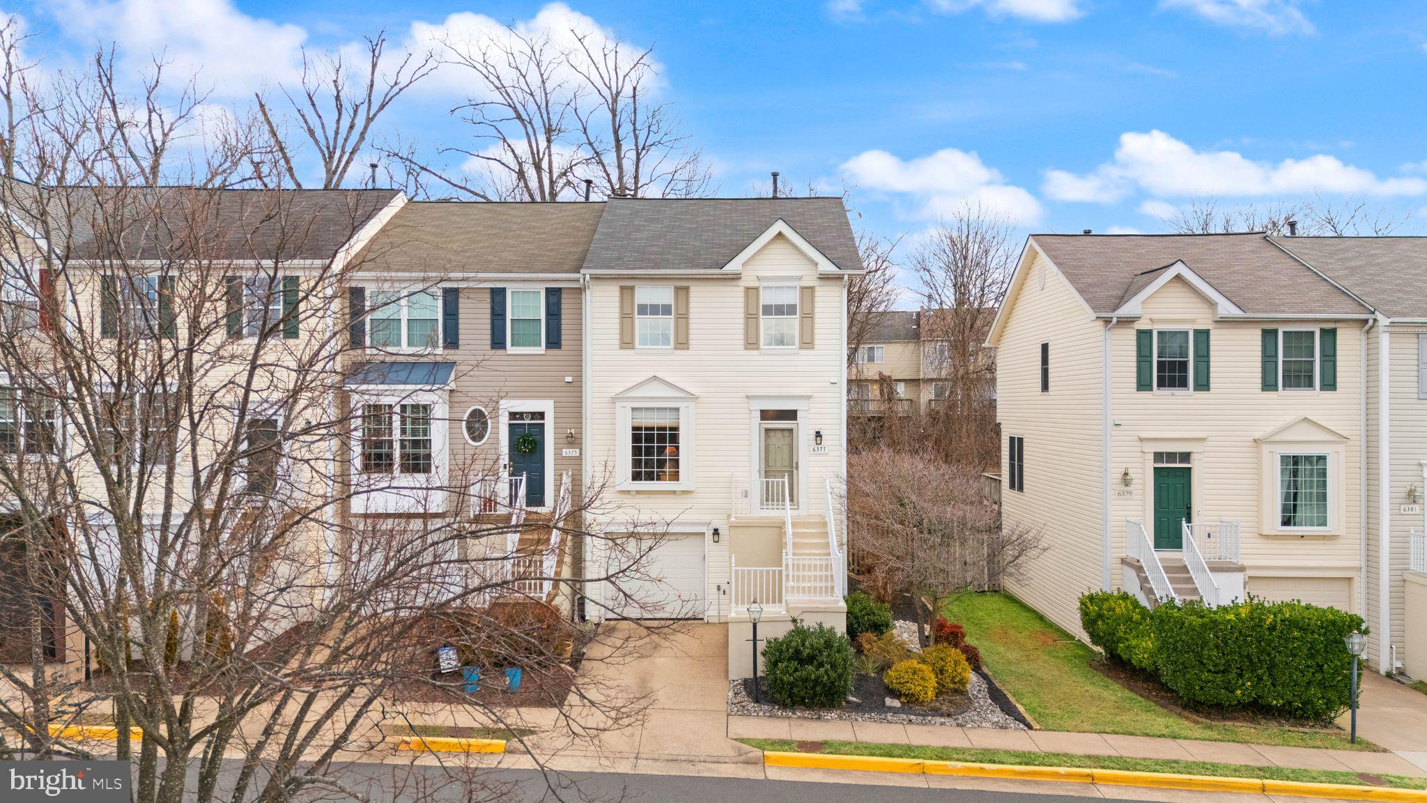 COMPTON VILLAGE - Residential