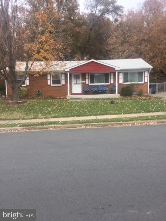 4404 Hamilton Drive, Woodbridge, VA 22193