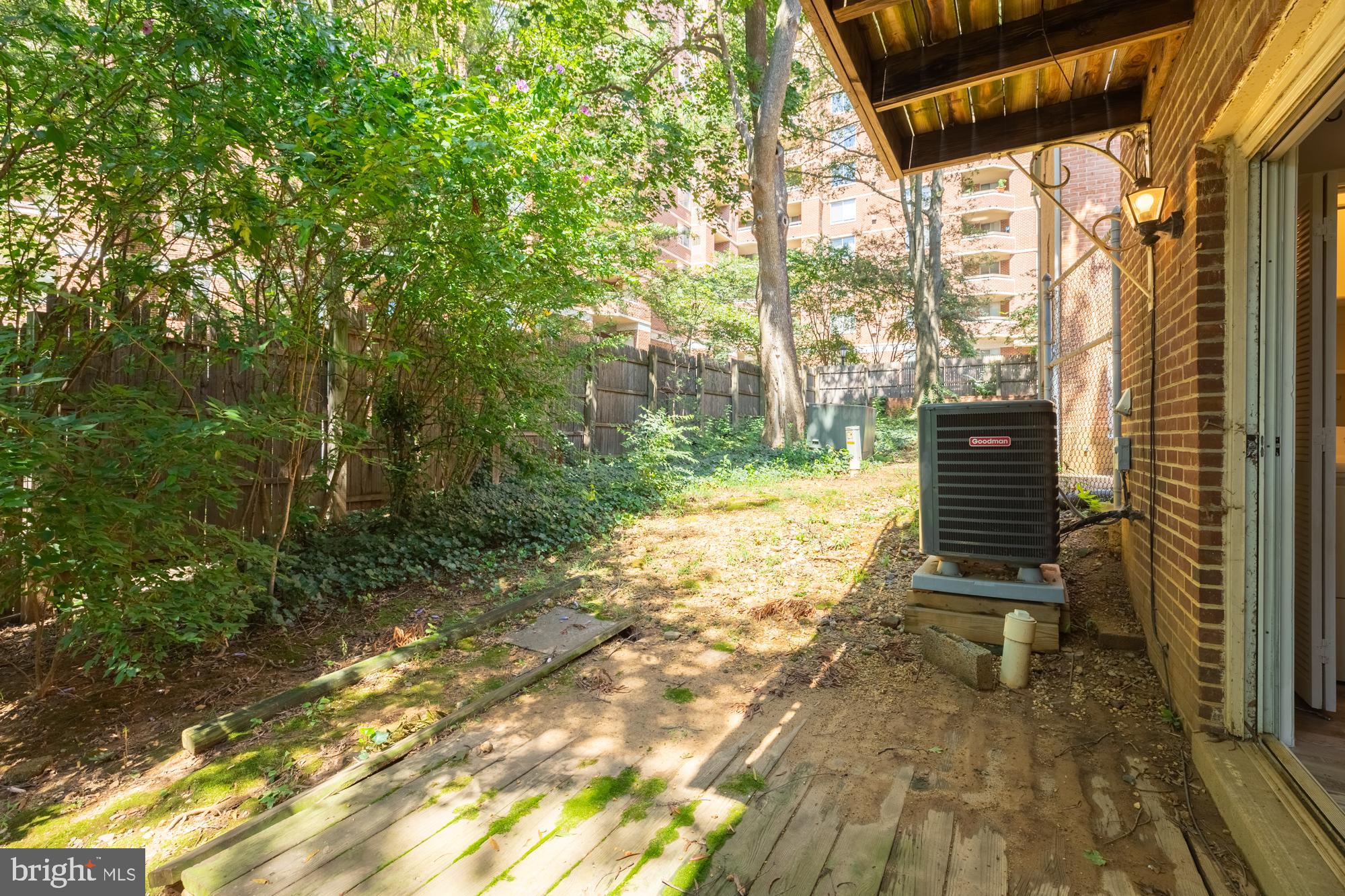 1204 WAYNE STREET N D