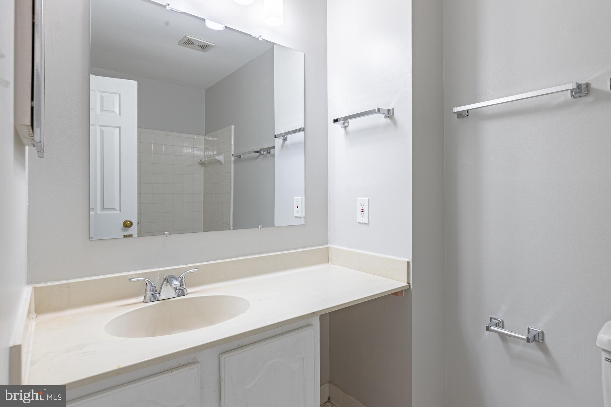 COLIN PLACE - Residential Lease