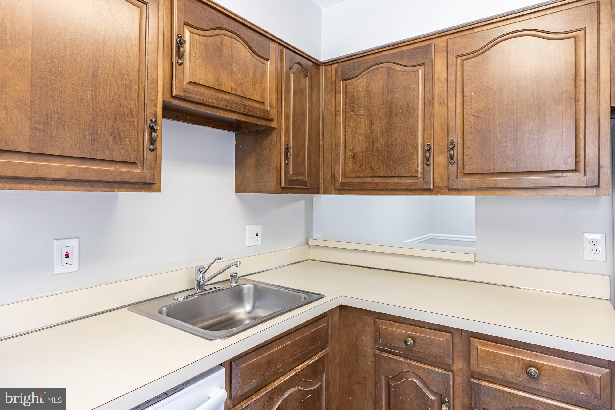 COLIN PLACE - Residential Lease