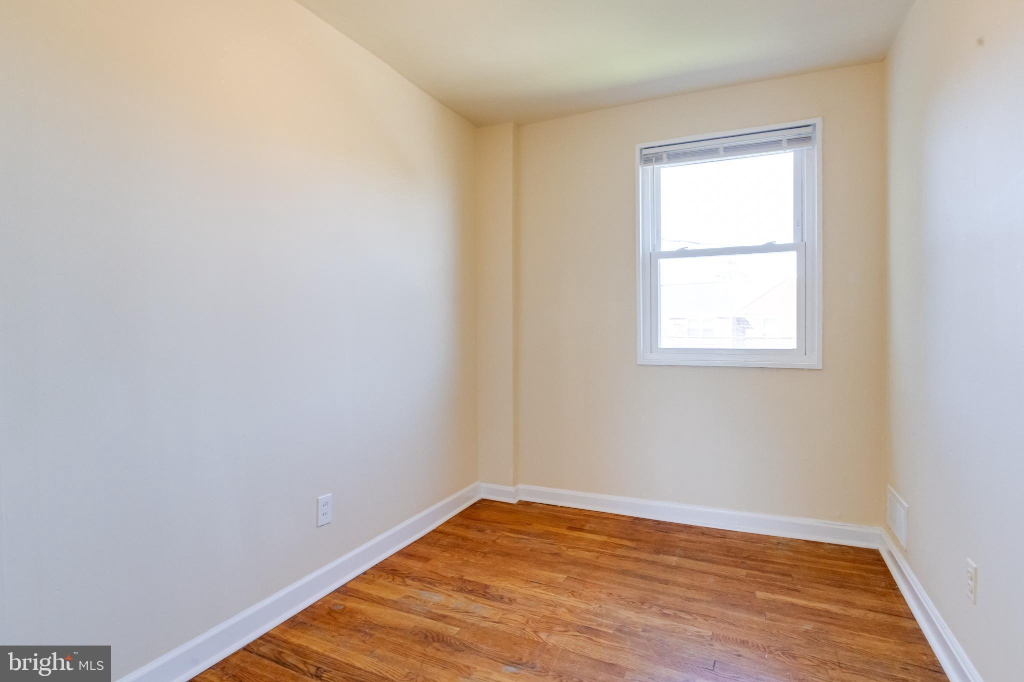 WEST EDMONDALE - Residential Lease