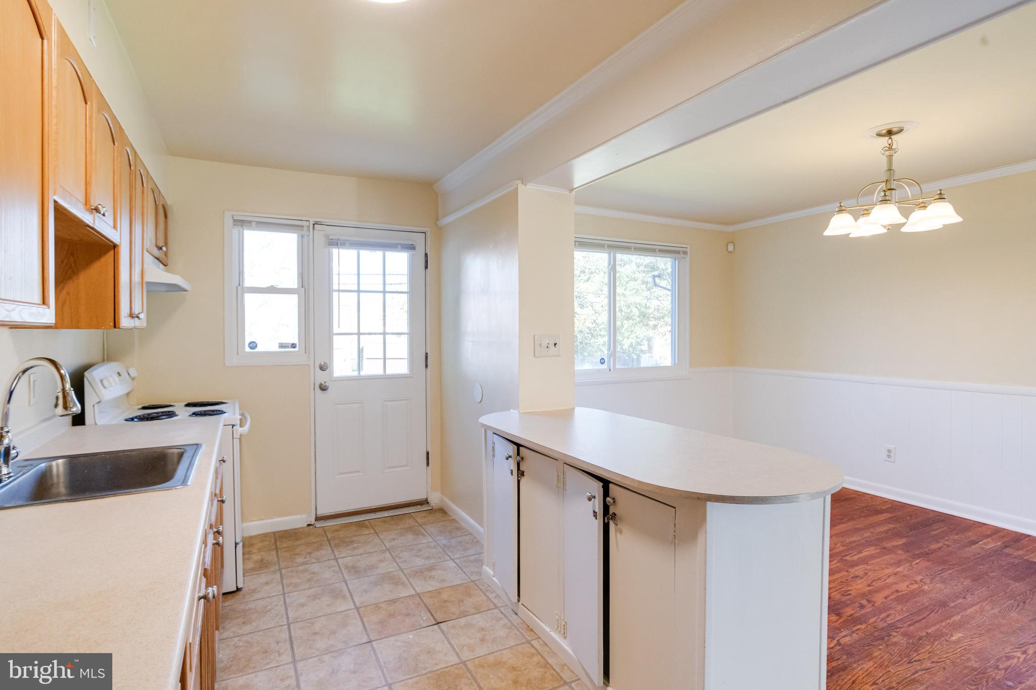 WEST EDMONDALE - Residential Lease