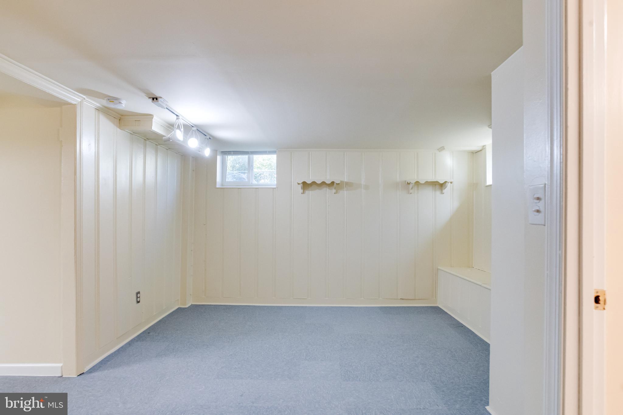 WEST EDMONDALE - Residential Lease