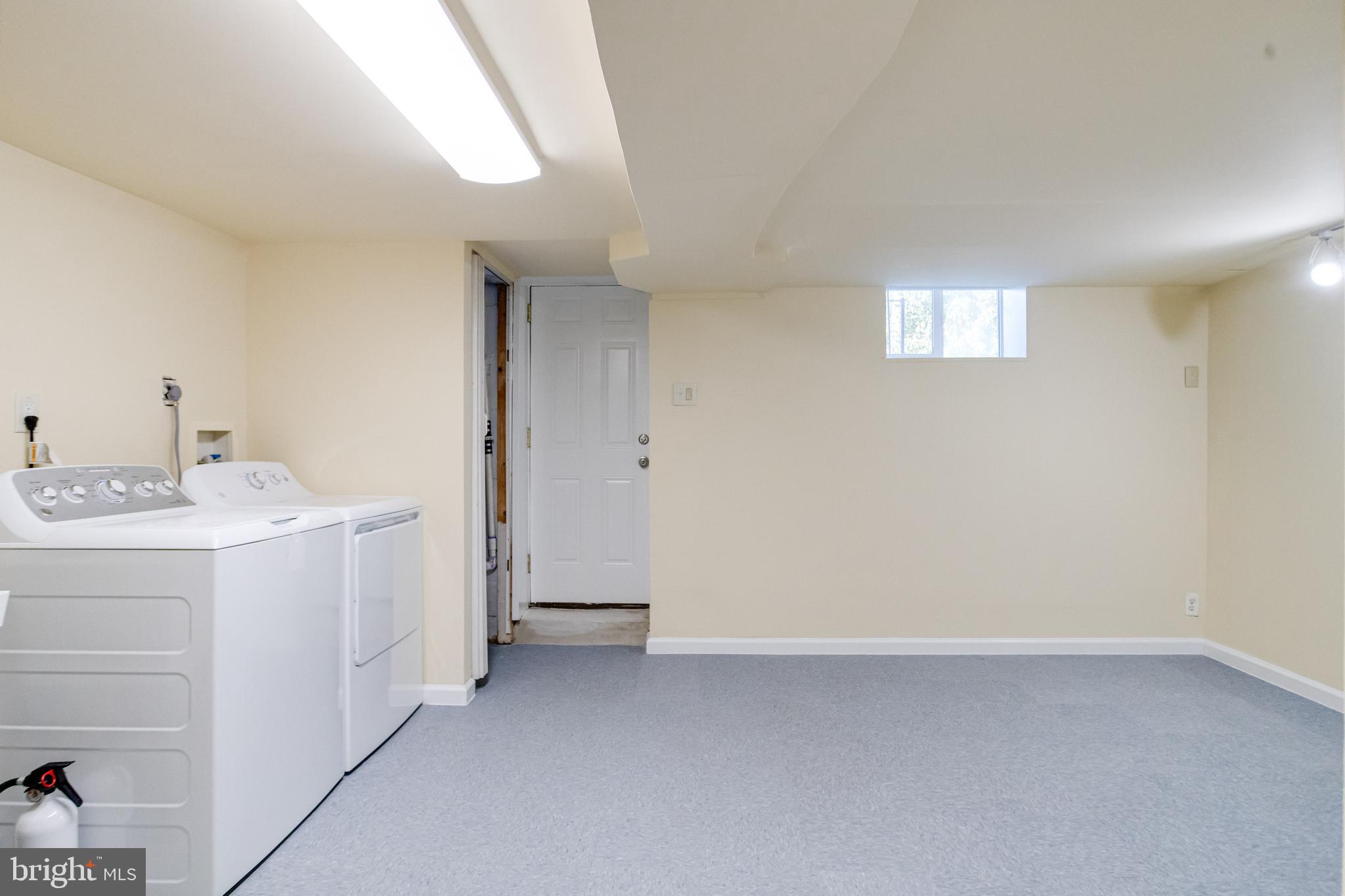 WEST EDMONDALE - Residential Lease