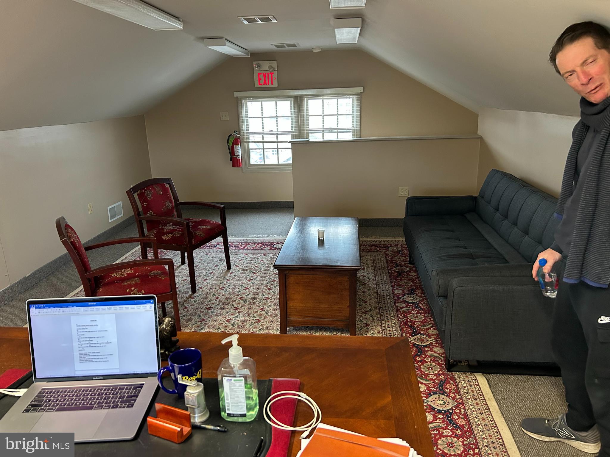 404 MAIN STREET CARRIAGE HOUSE