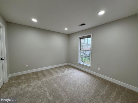 listing image 50