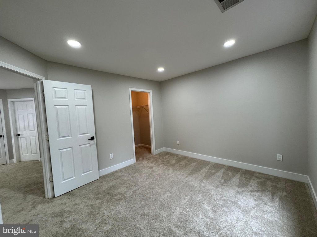 listing image 52