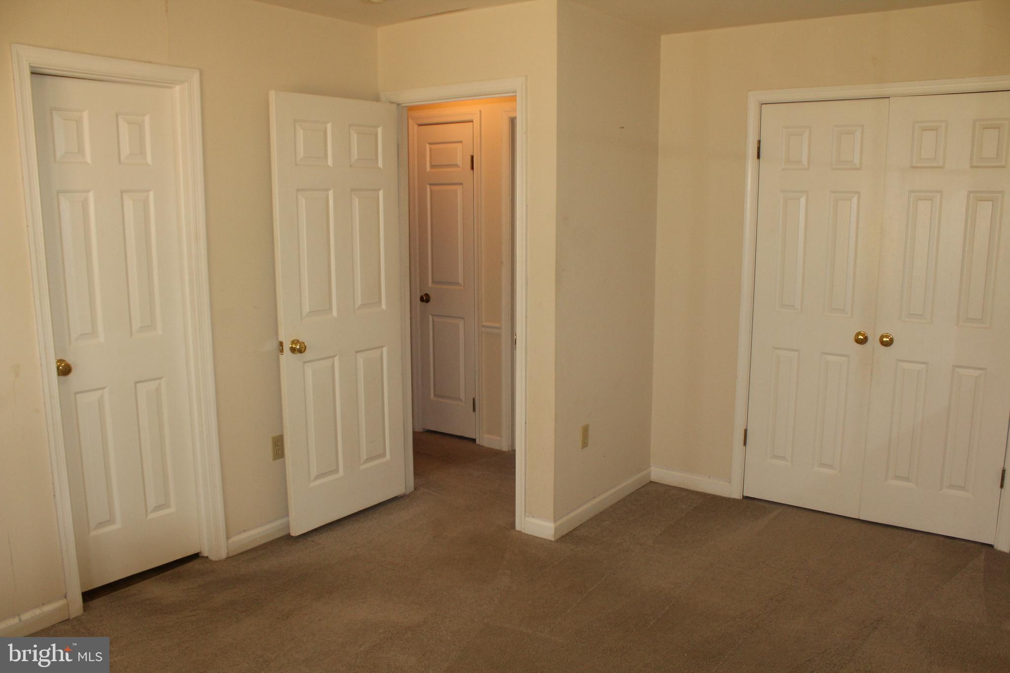 ROCKLAND CREEK ESTATES - Residential