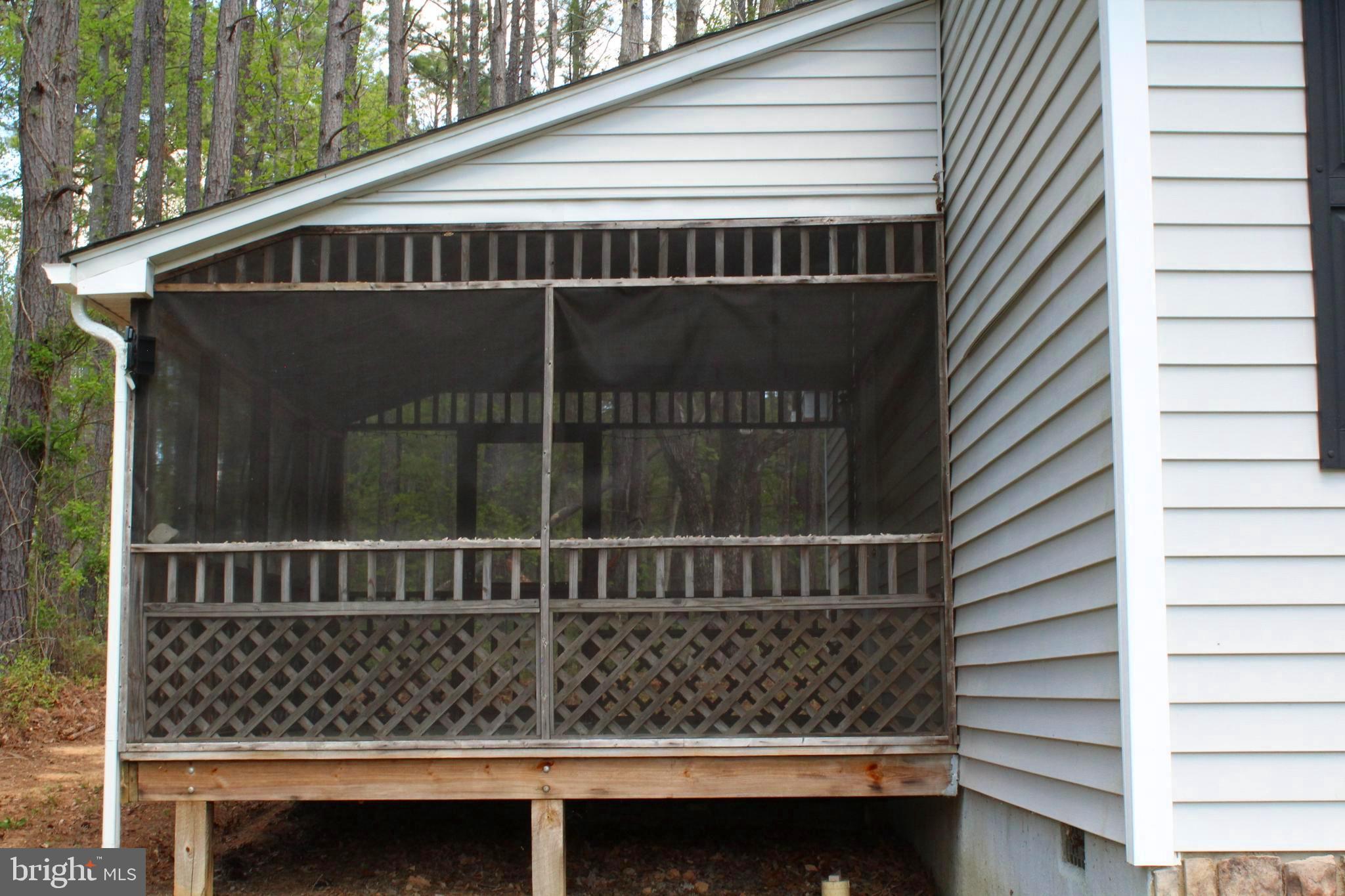 ROCKLAND CREEK ESTATES - Residential