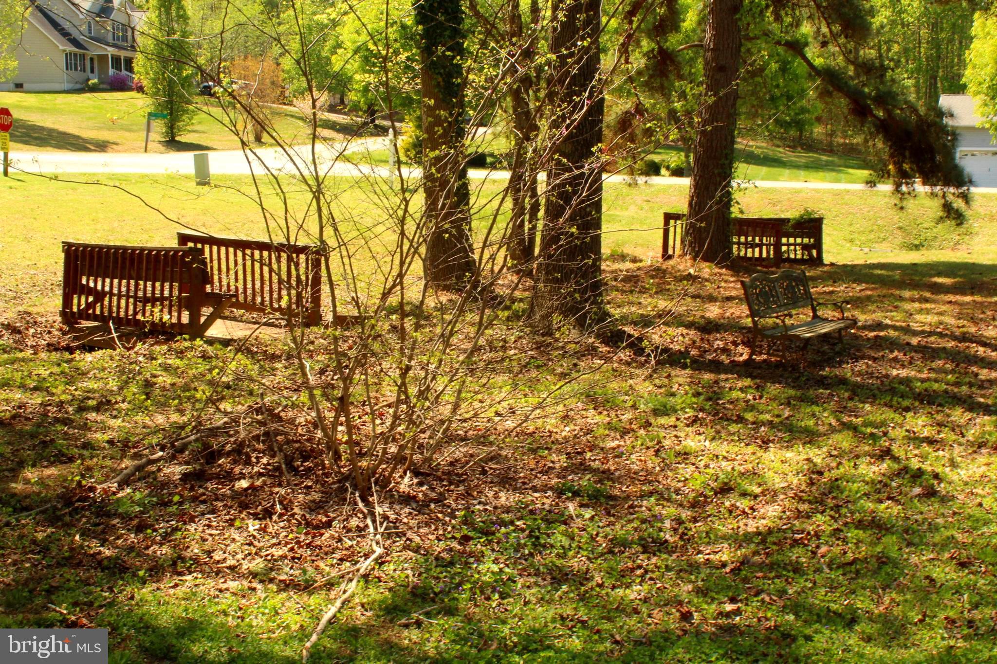 ROCKLAND CREEK ESTATES - Residential