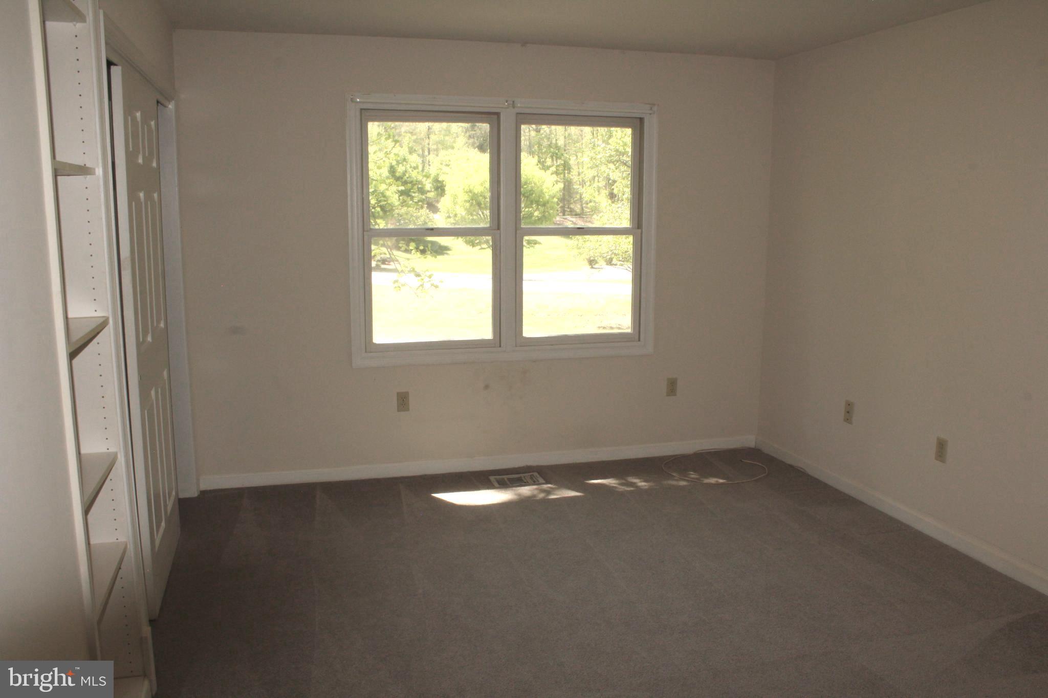 ROCKLAND CREEK ESTATES - Residential