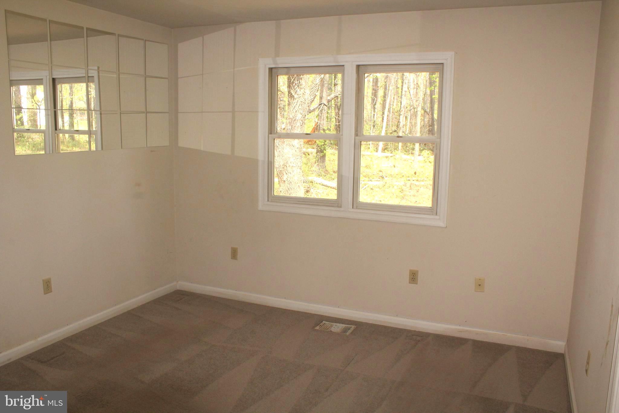 ROCKLAND CREEK ESTATES - Residential