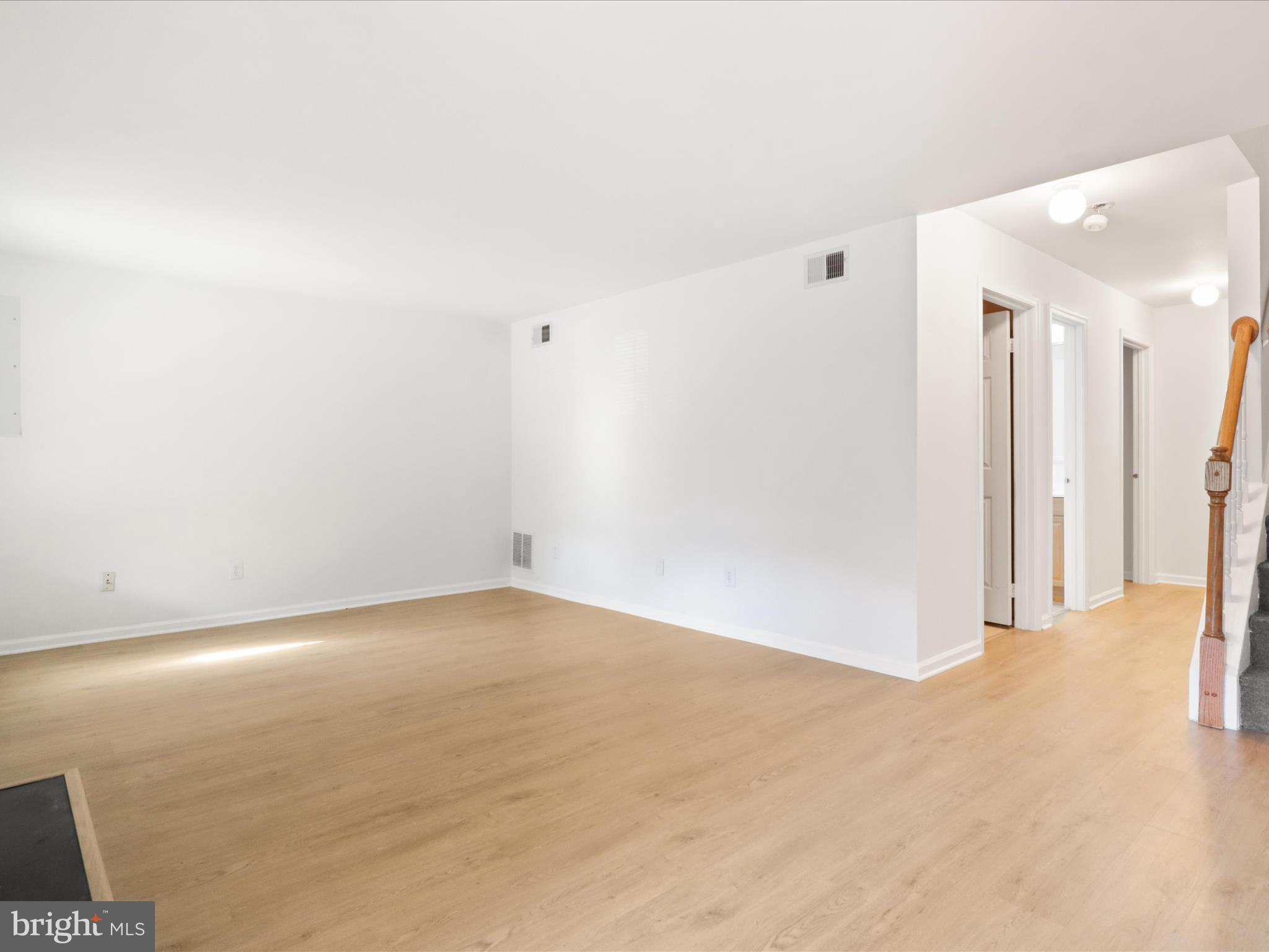 VILLAGE OF MOUNT AIR - Residential Lease