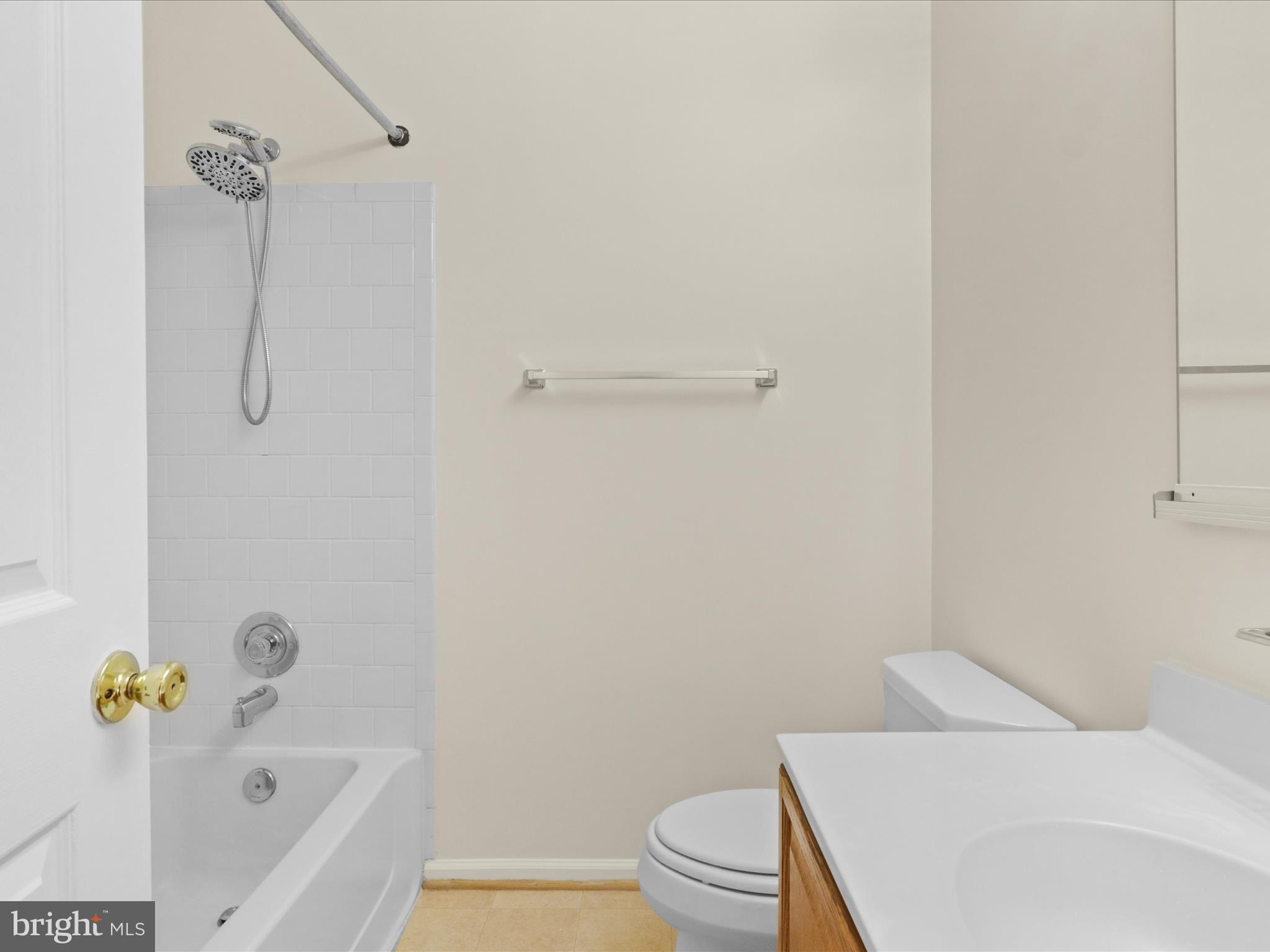 VILLAGE OF MOUNT AIR - Residential Lease