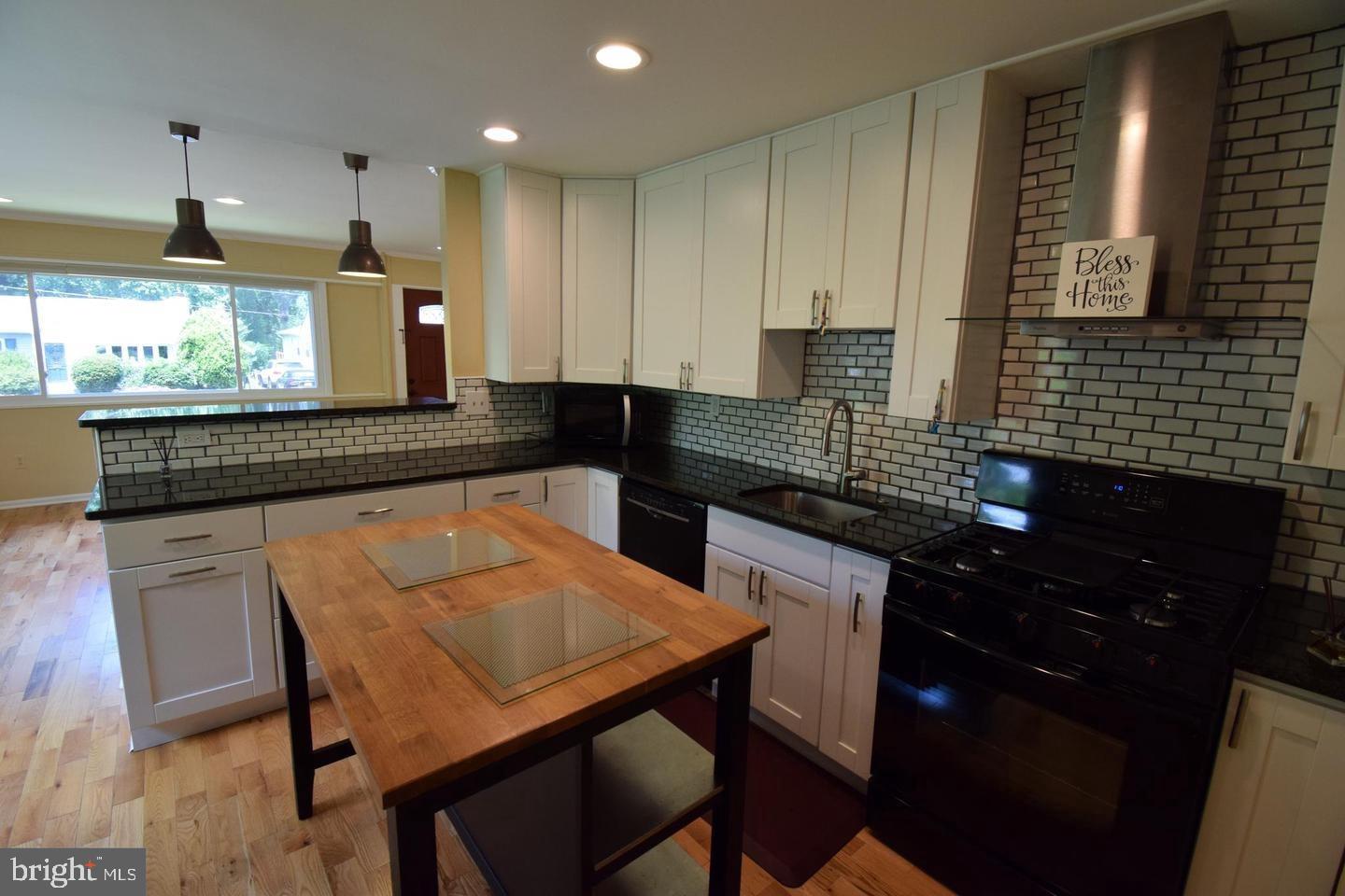 OAKLAND TERRACE - Residential Lease