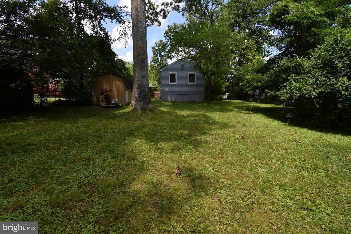 OAKLAND TERRACE - Residential Lease