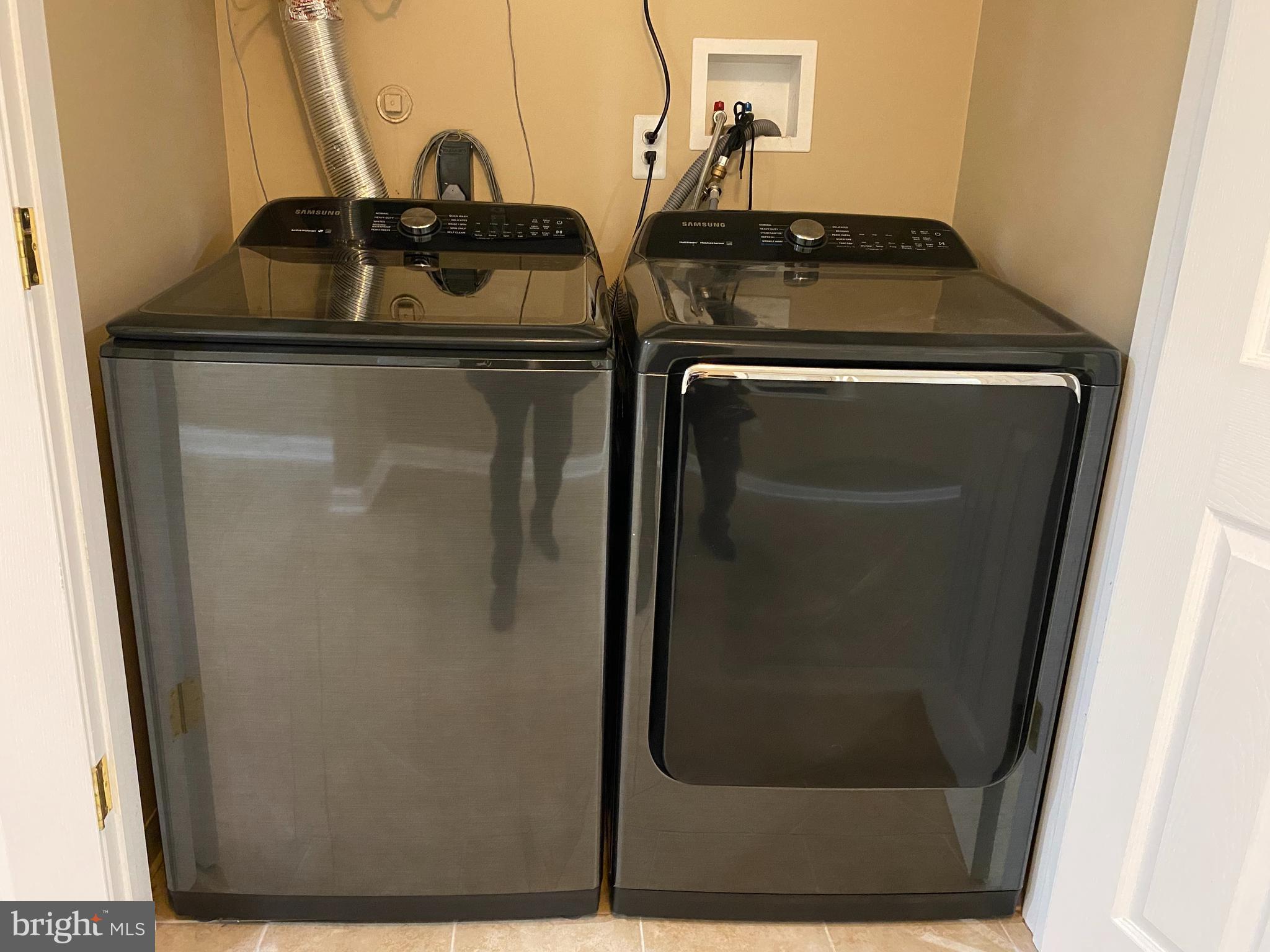 WILLOWCREST - Residential Lease