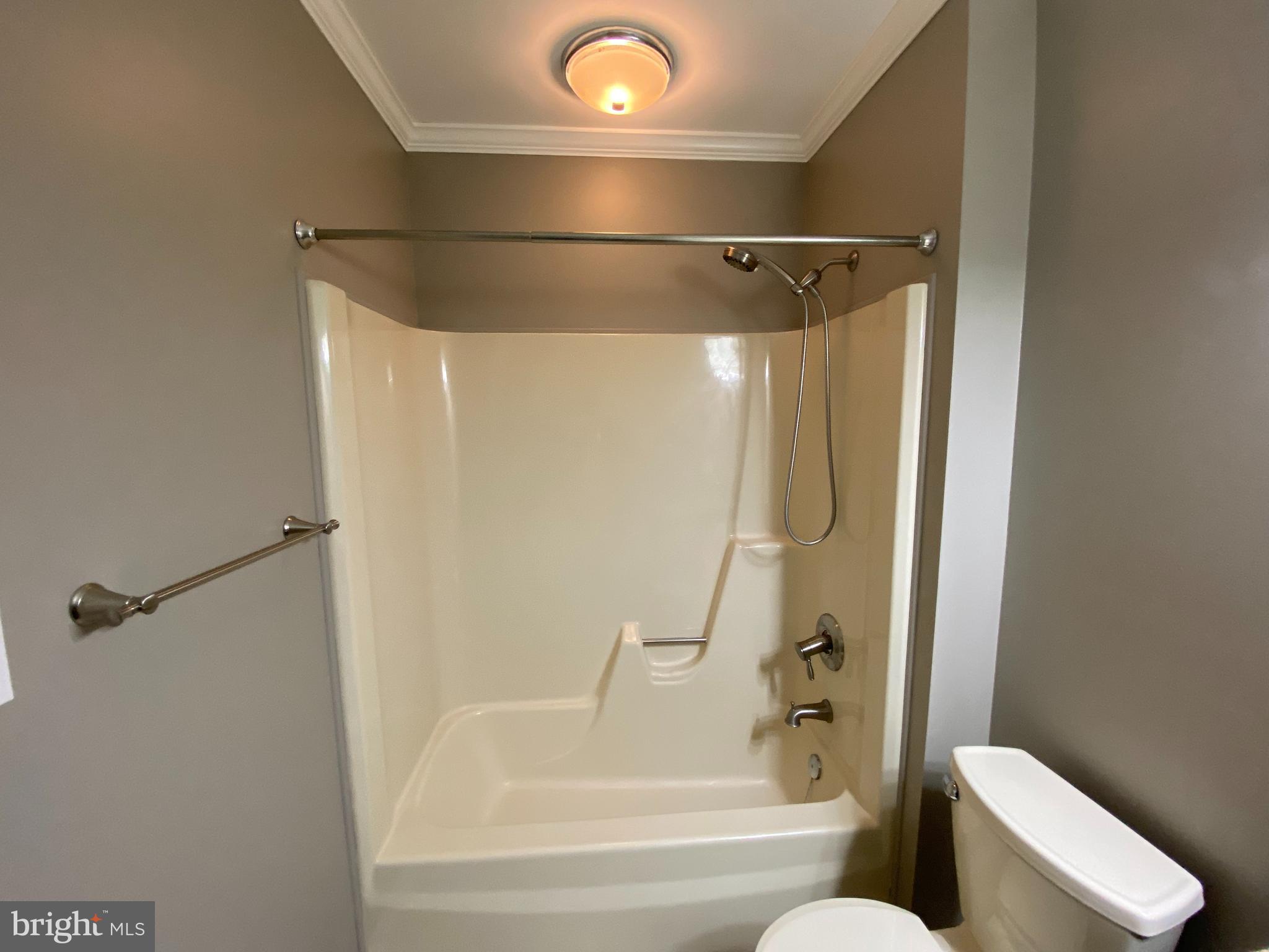 WILLOWCREST - Residential Lease