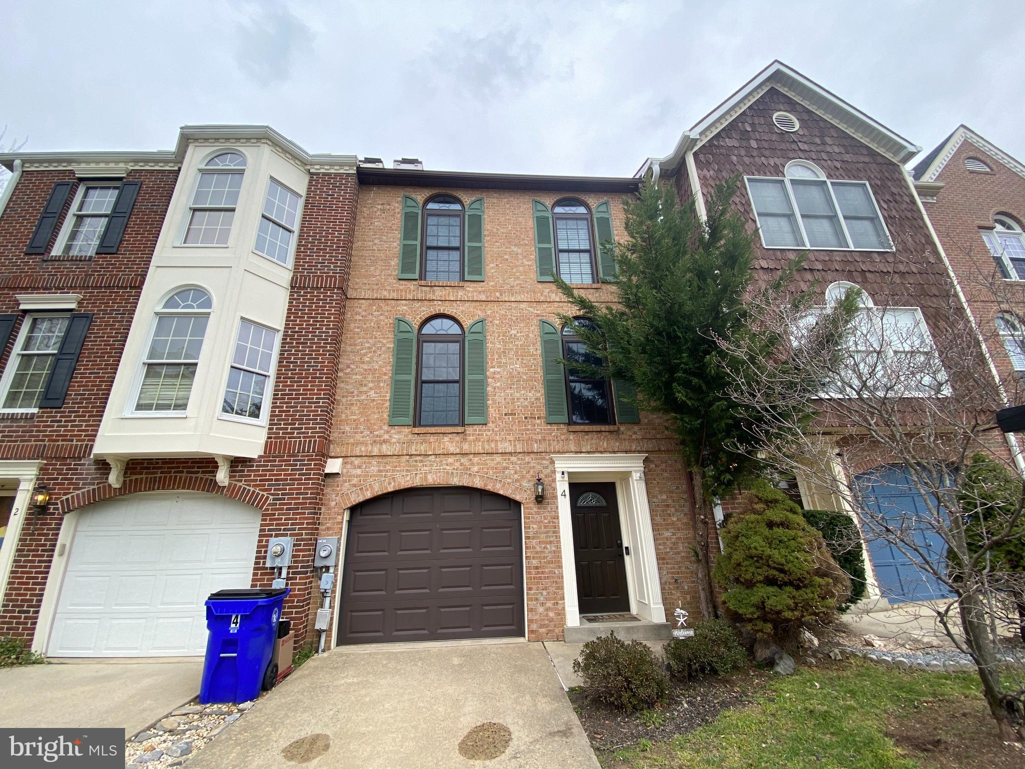 WILLOWCREST - Residential Lease