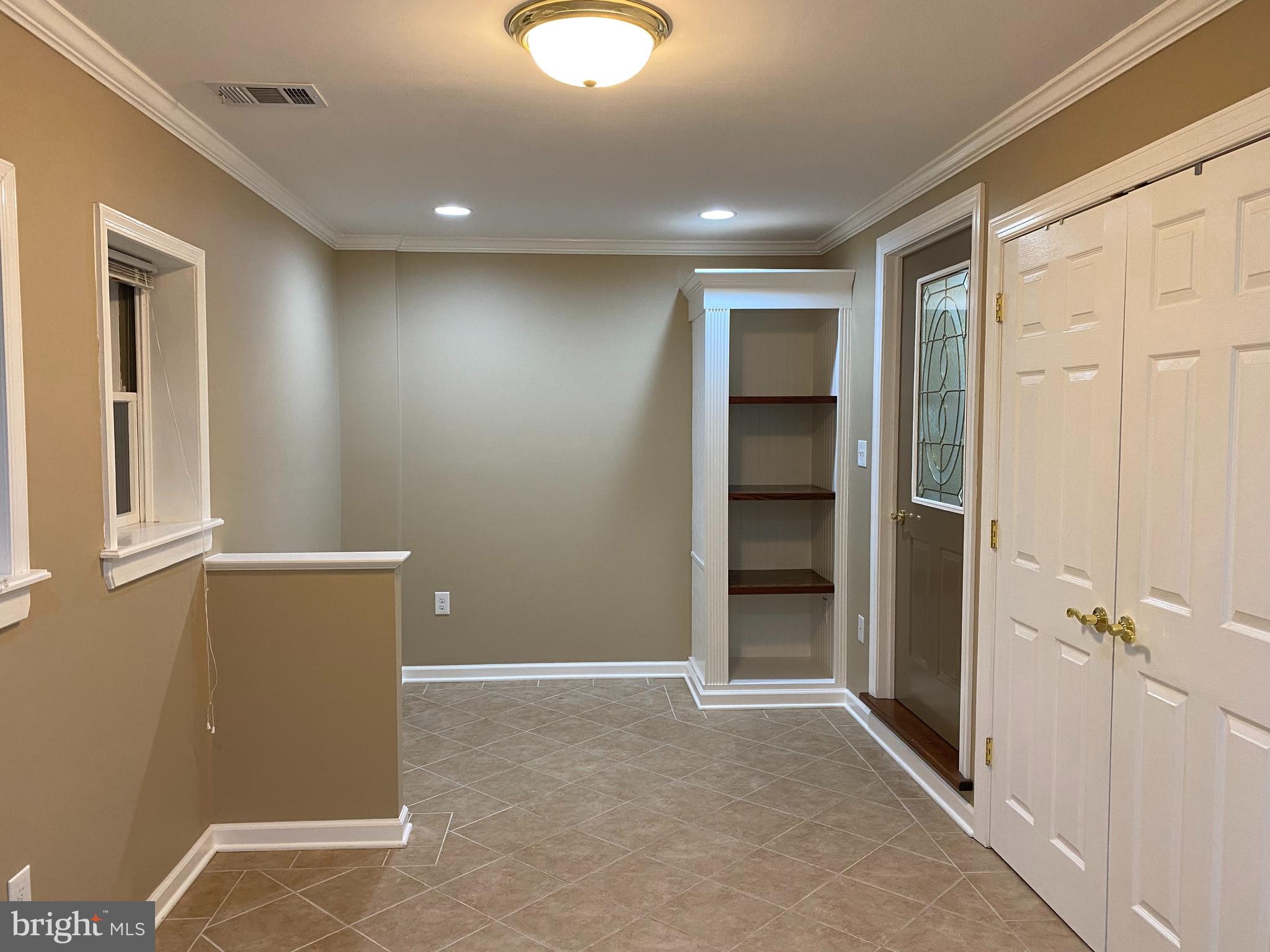 WILLOWCREST - Residential Lease