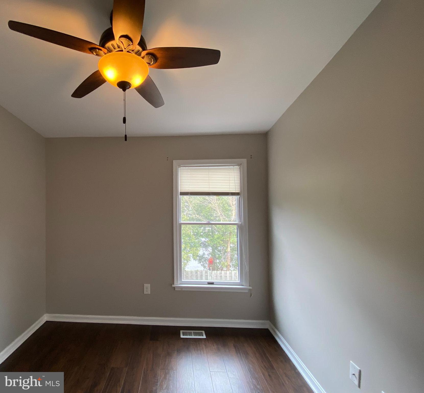 WILLOWCREST - Residential Lease