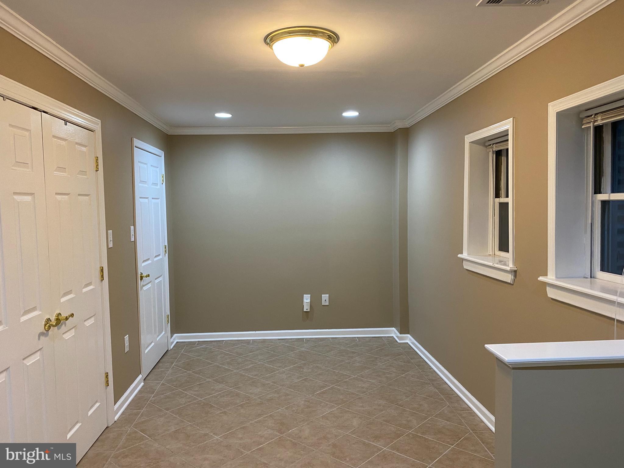 WILLOWCREST - Residential Lease