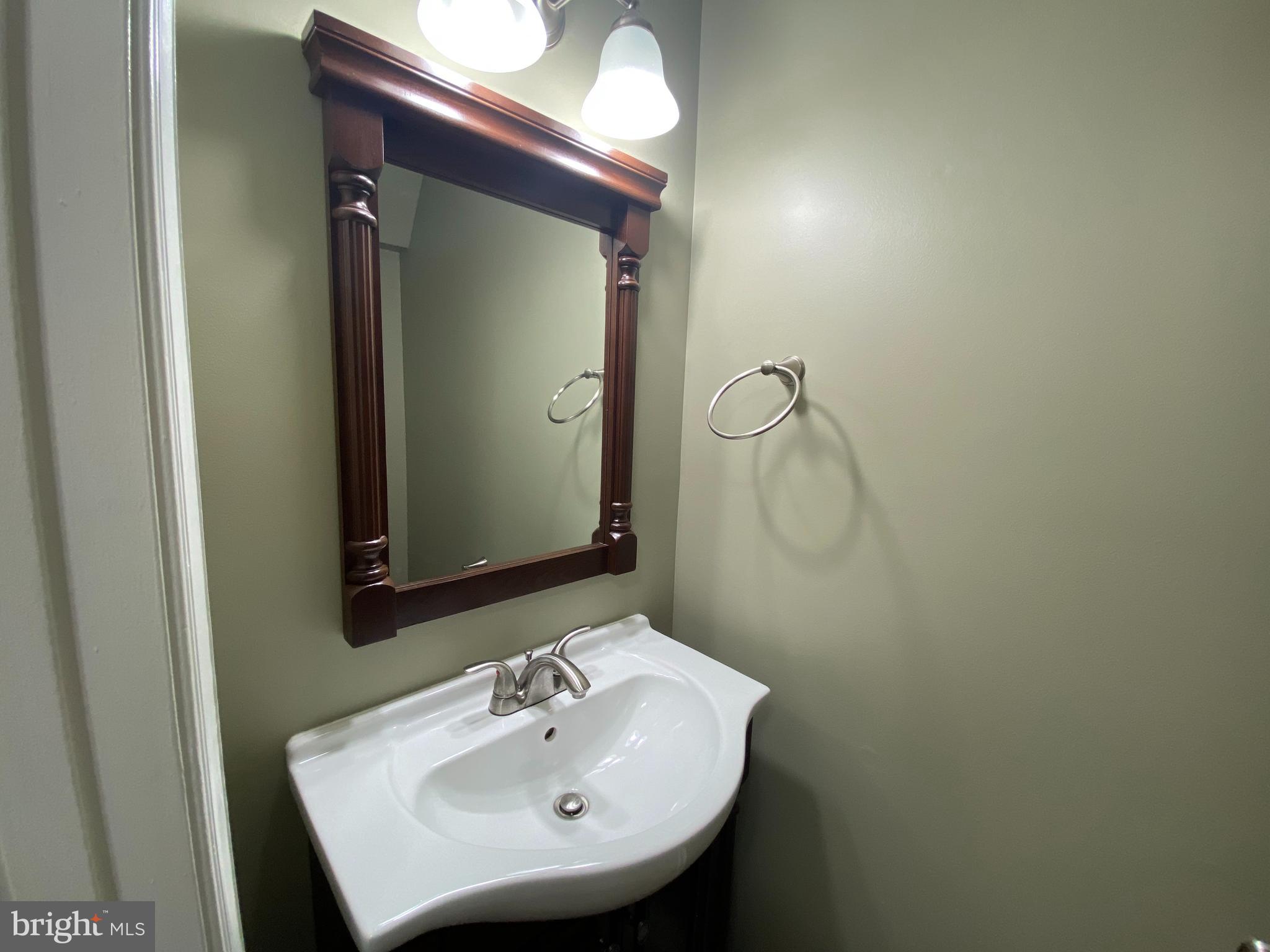 WILLOWCREST - Residential Lease