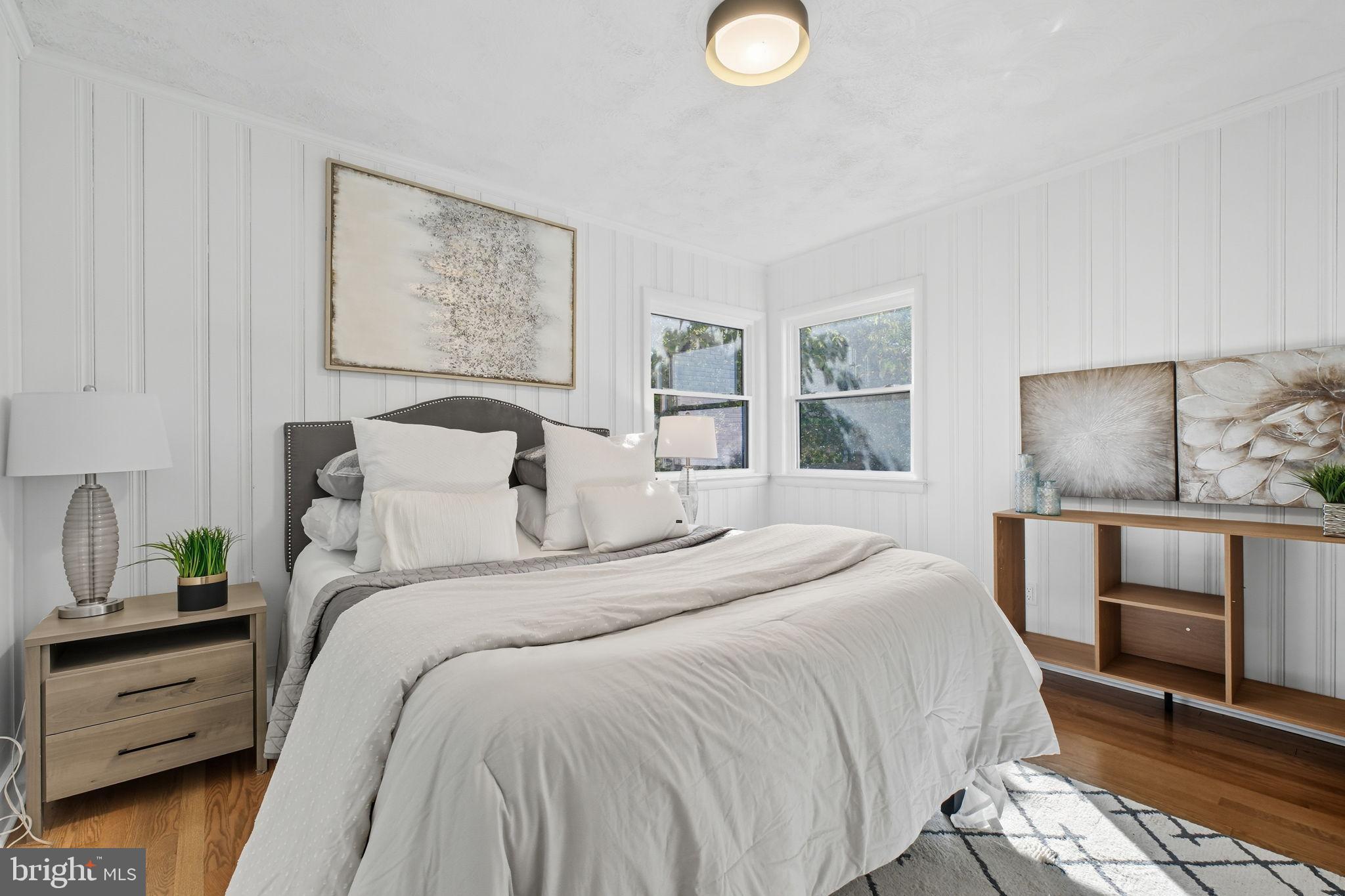 DUNN LORING - Residential