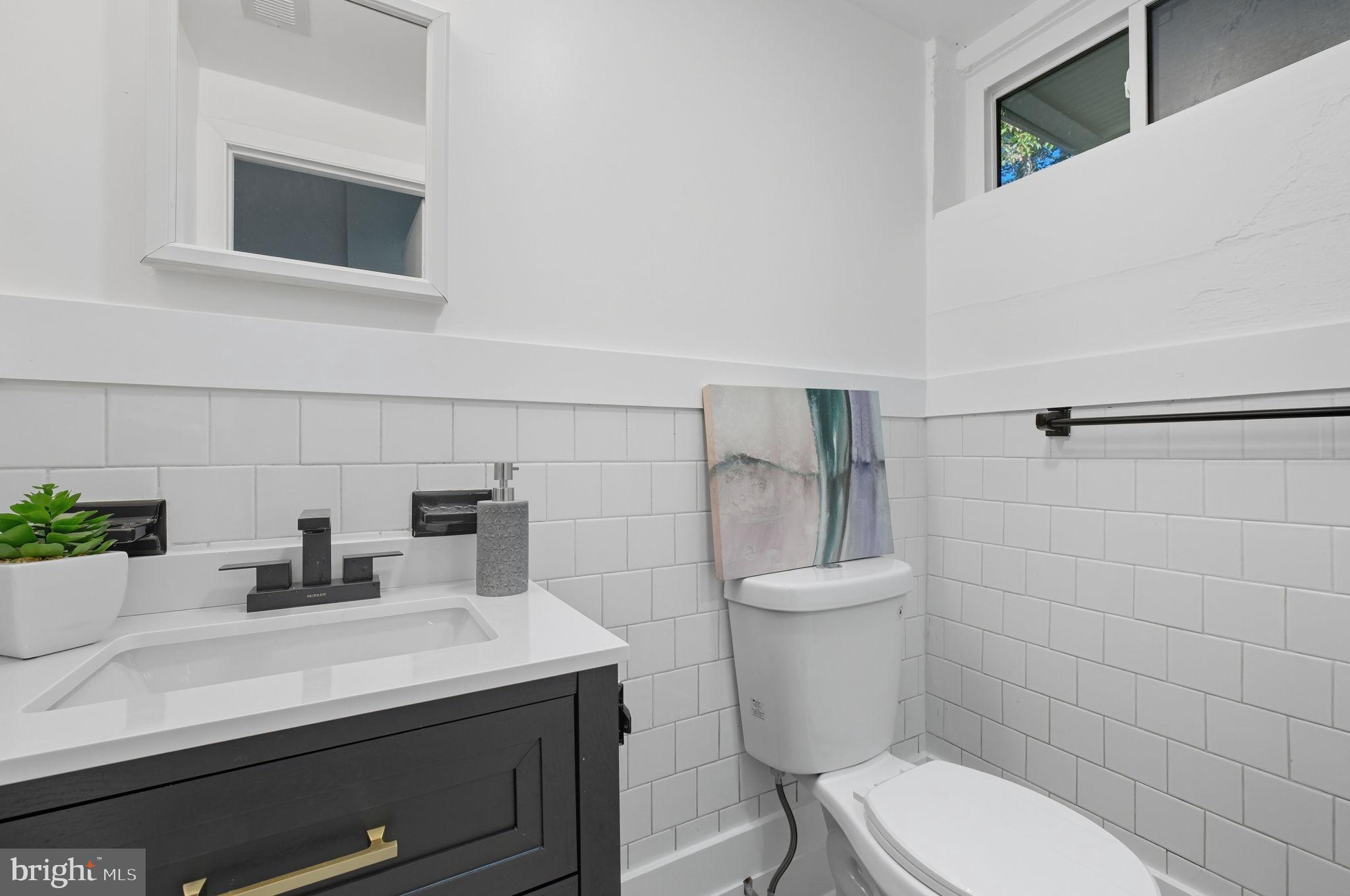 DUNN LORING - Residential