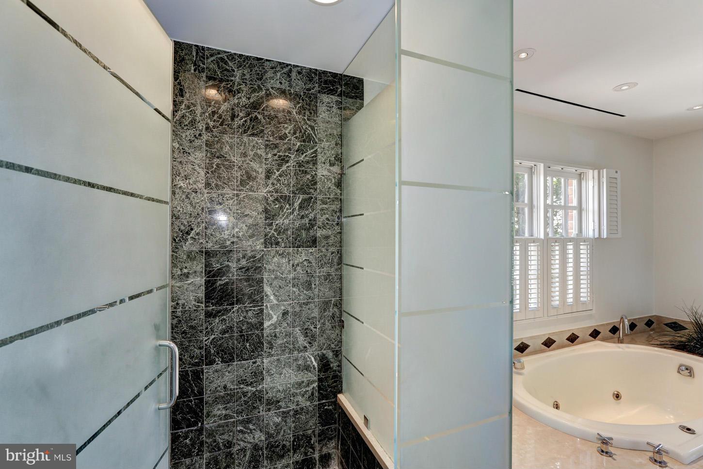 AVENEL - Residential