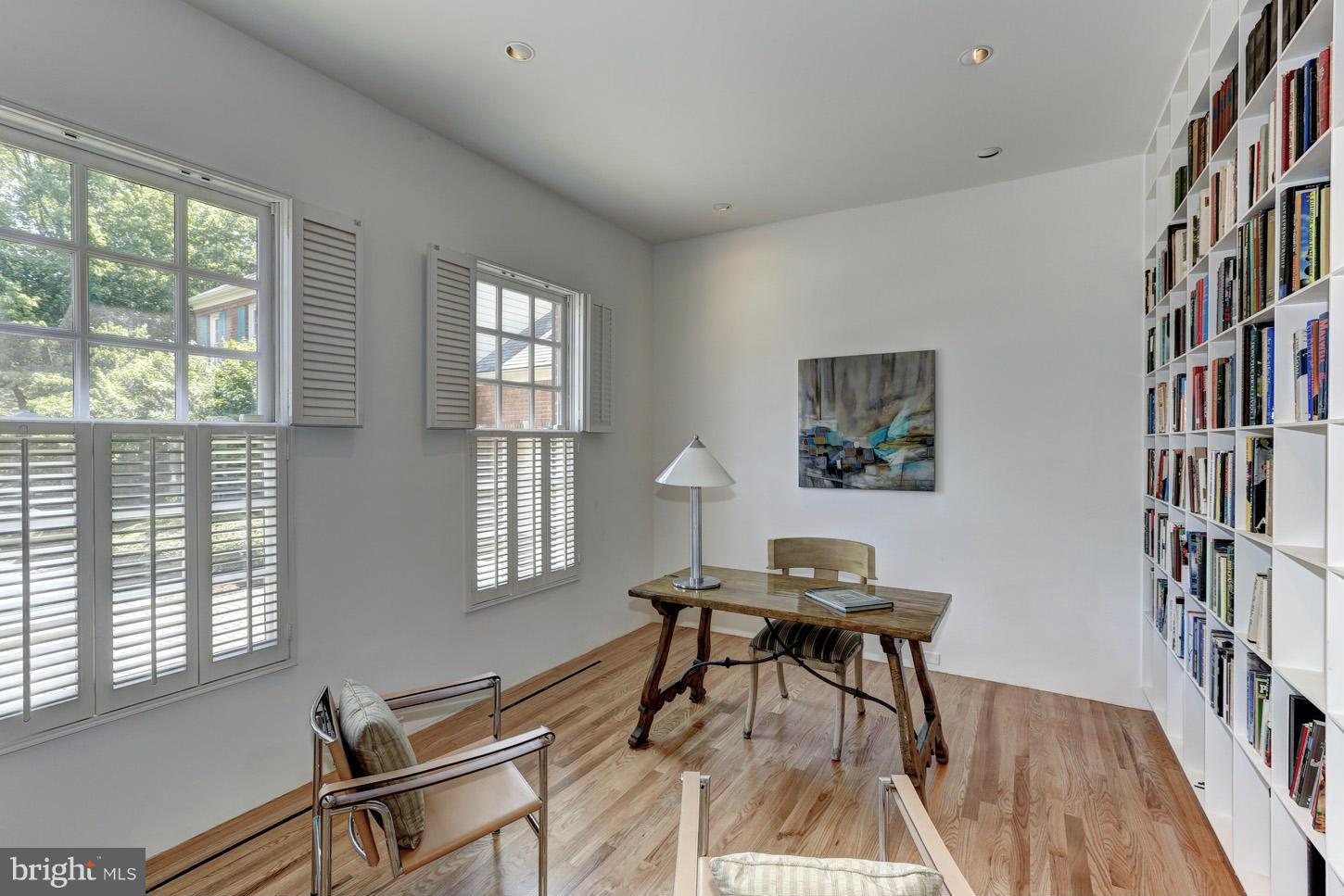 AVENEL - Residential