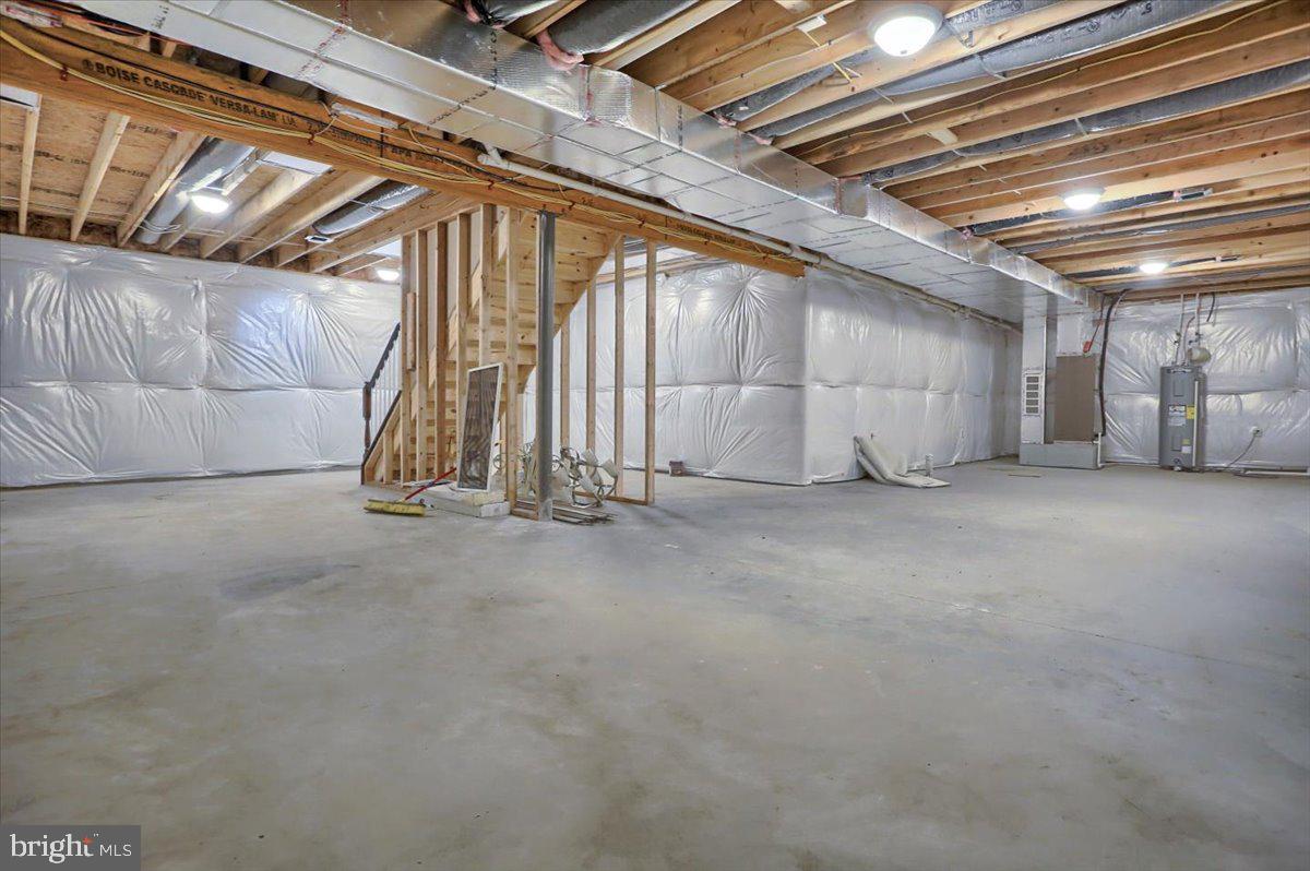 LEXINGTON ESTATES - Residential