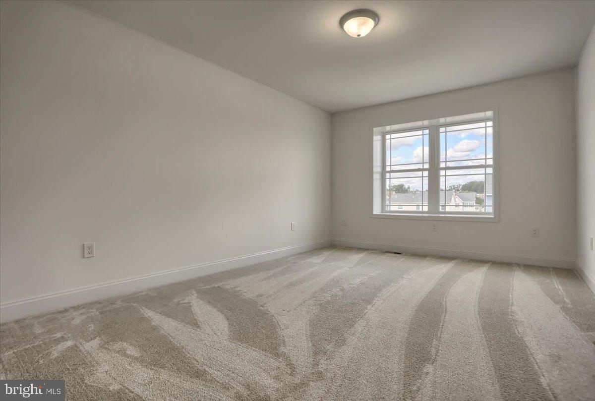 LEXINGTON ESTATES - Residential