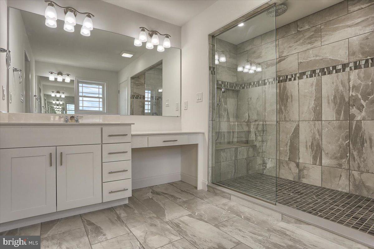 LEXINGTON ESTATES - Residential