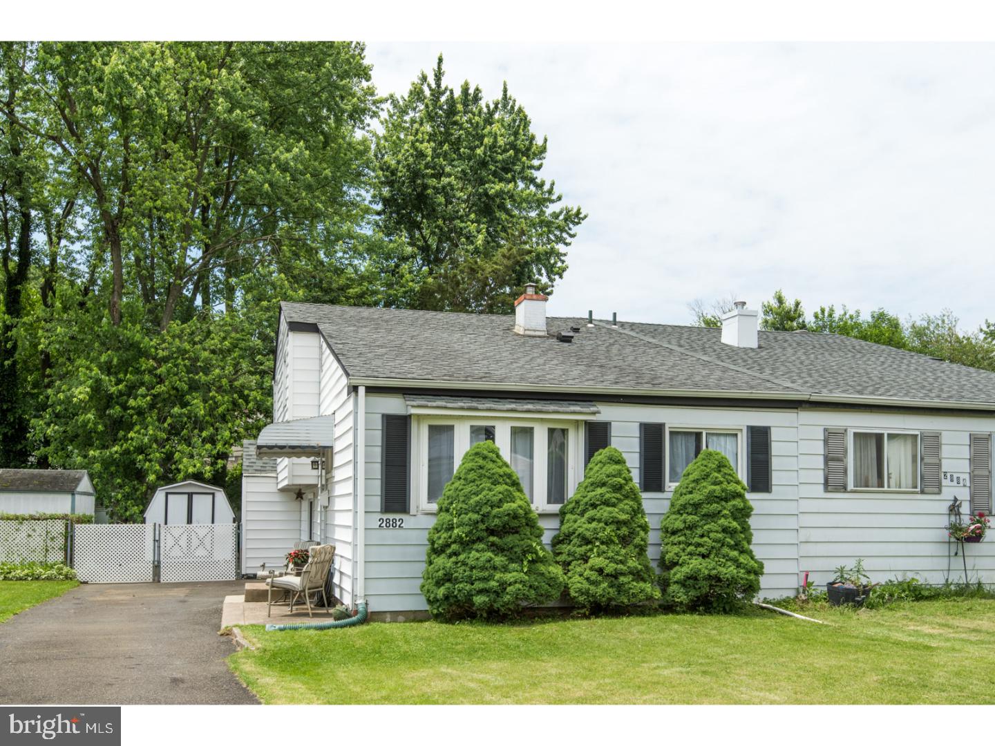 ROSLYN - Residential