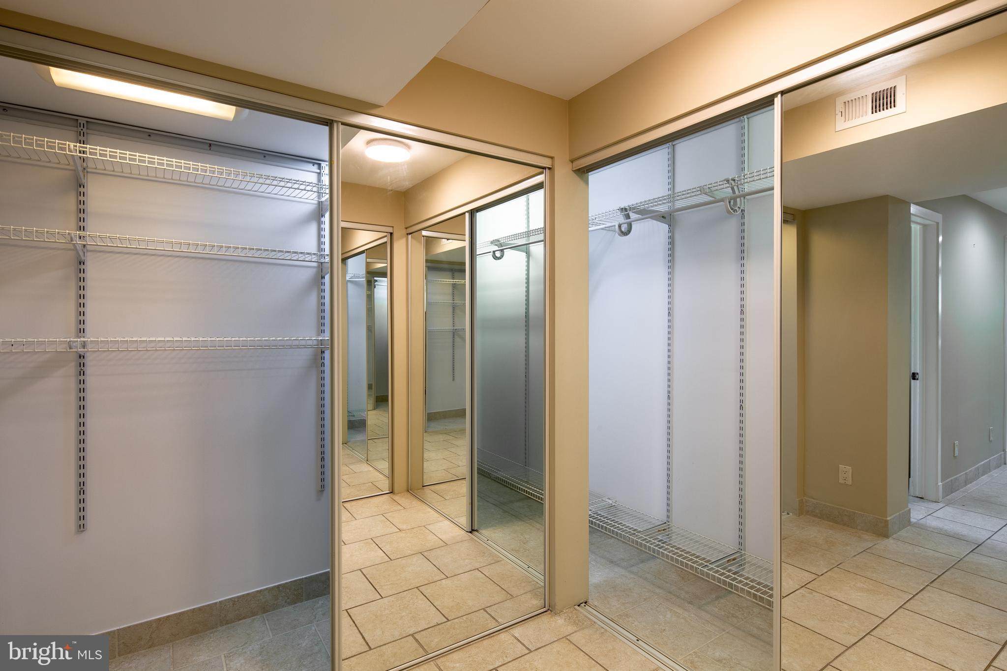 NORTH ARLINGTON - Residential Lease