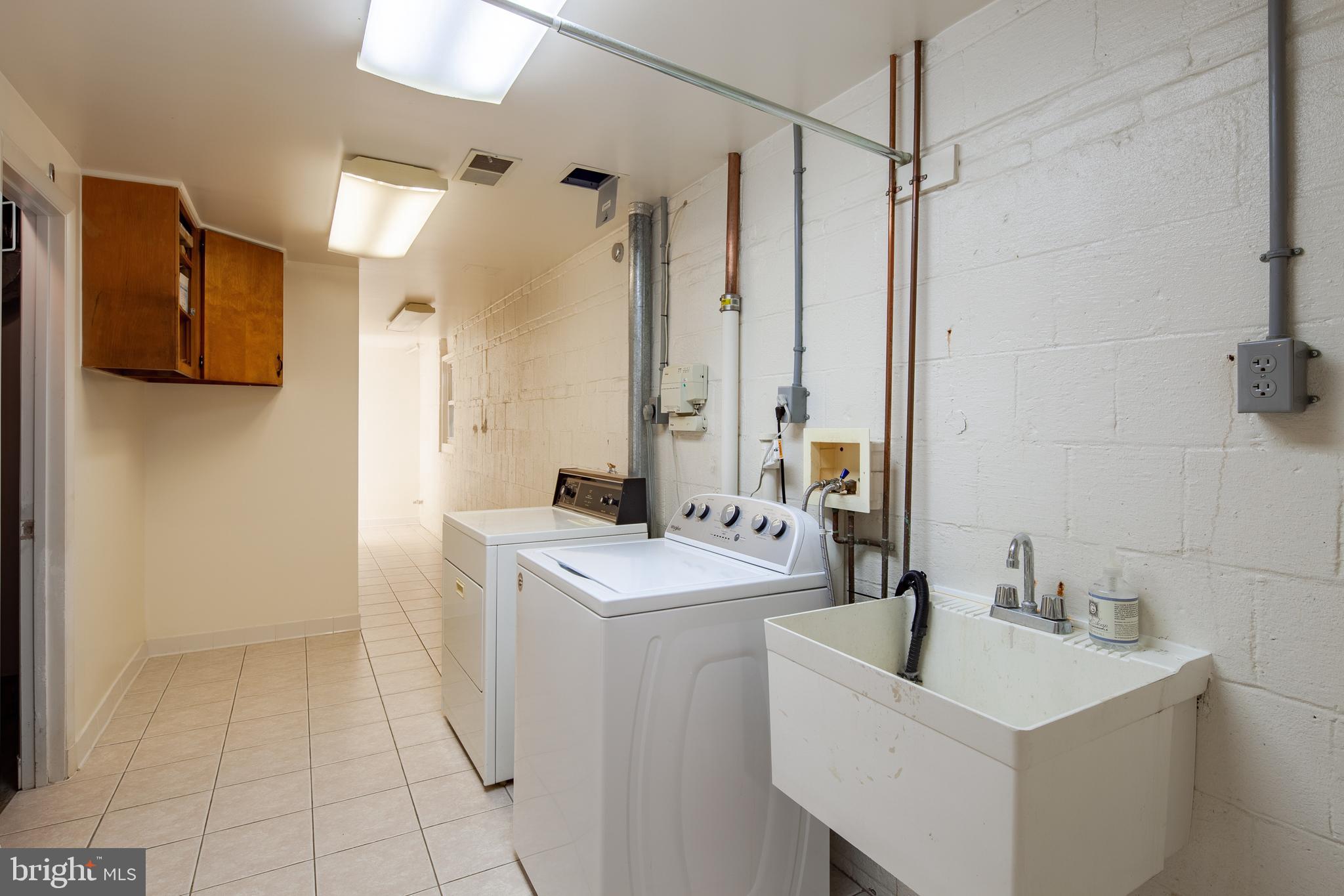 NORTH ARLINGTON - Residential Lease