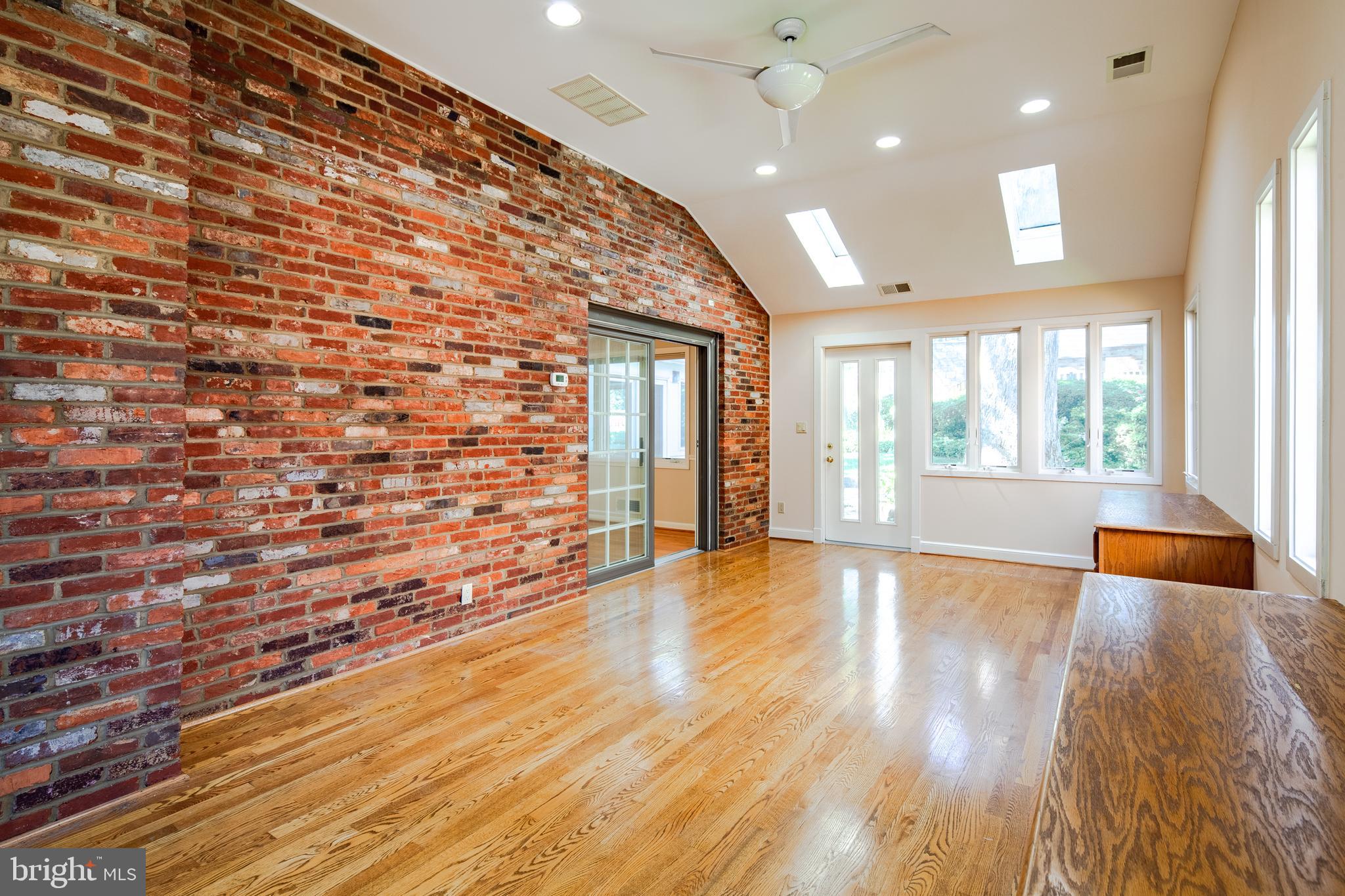 NORTH ARLINGTON - Residential Lease