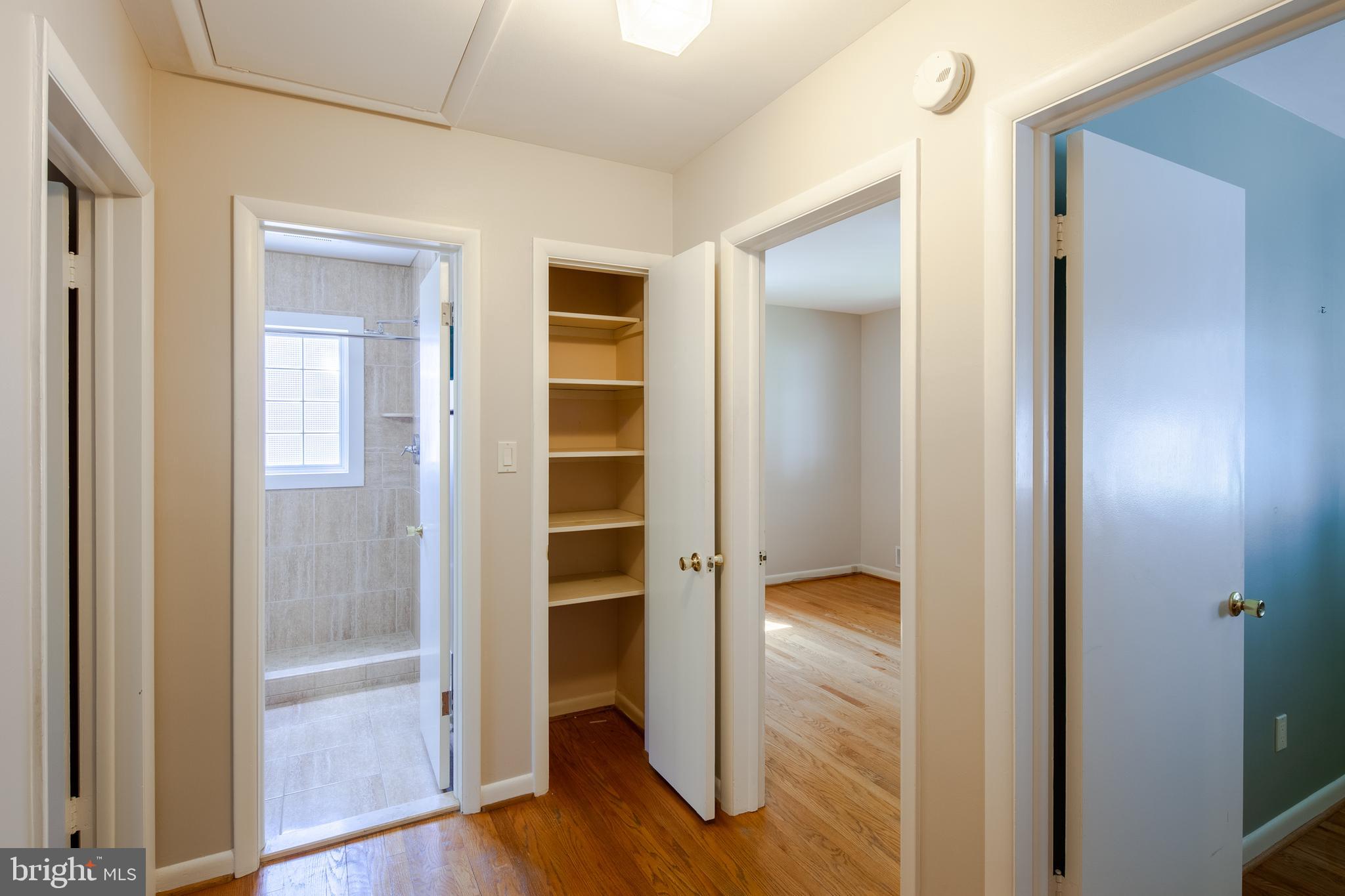 NORTH ARLINGTON - Residential Lease