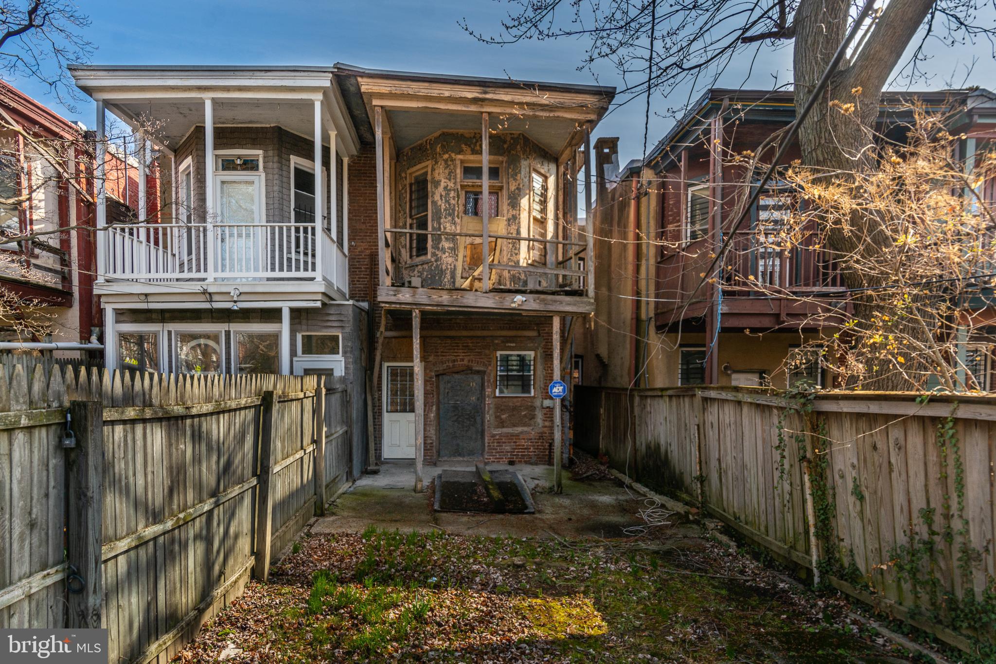 CHARLES VILLAGE - Residential