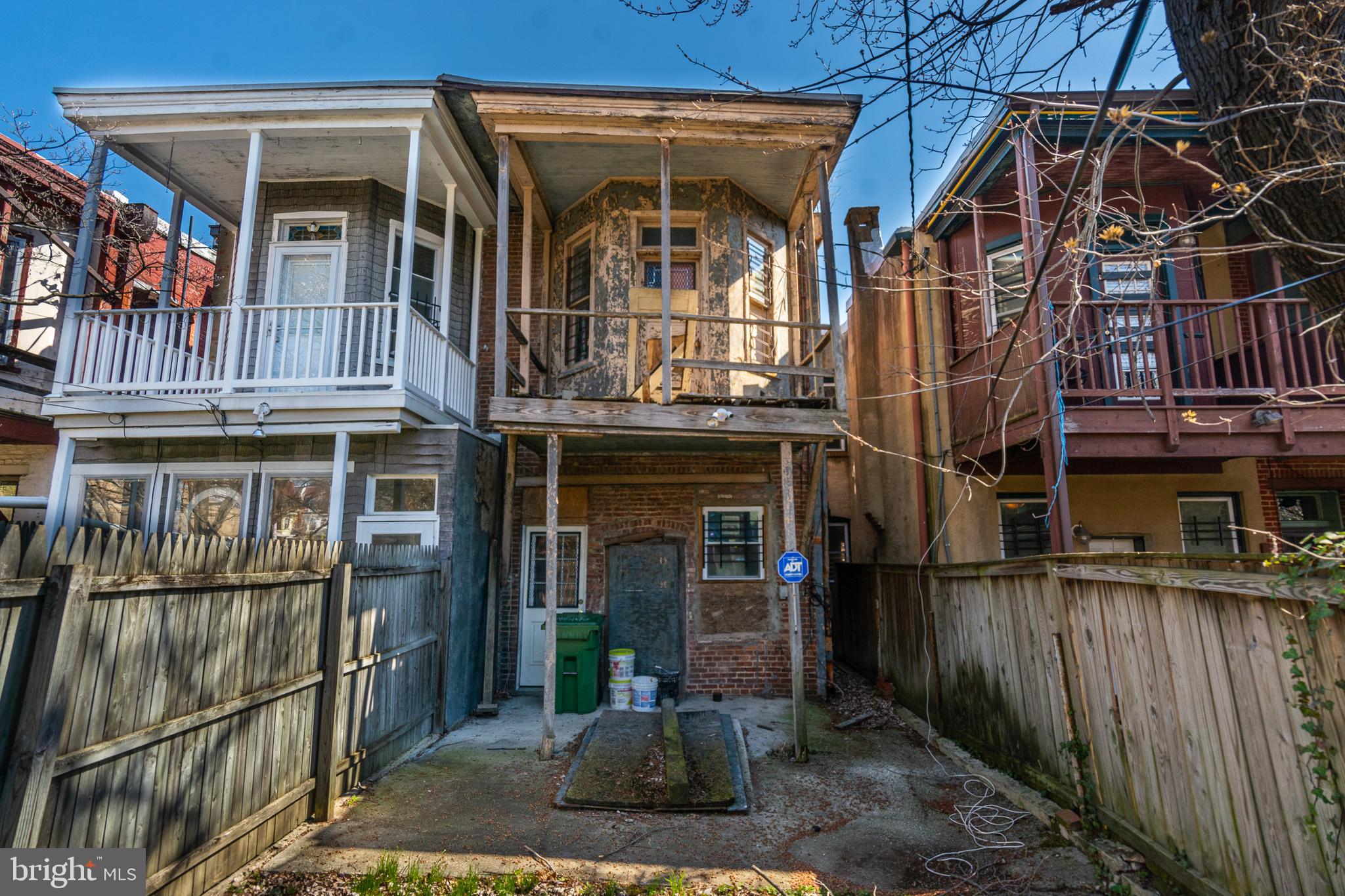 CHARLES VILLAGE - Residential