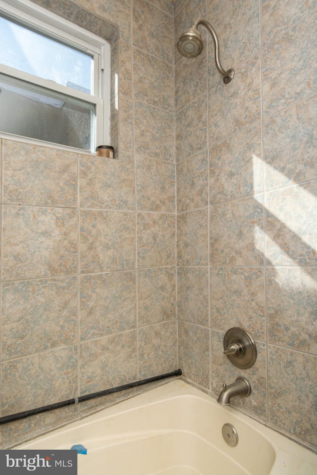 CHARLES VILLAGE - Residential