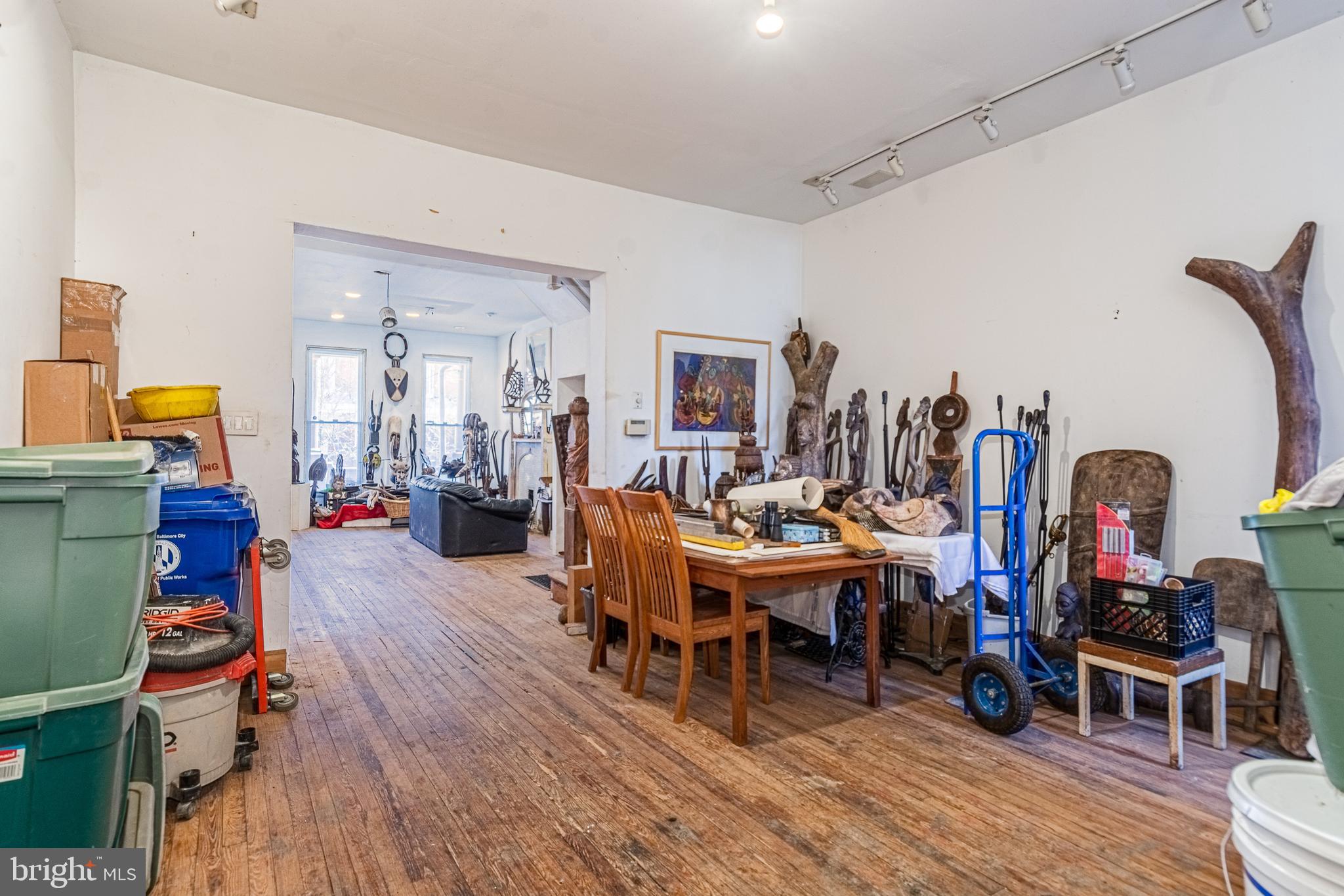 CHARLES VILLAGE - Residential