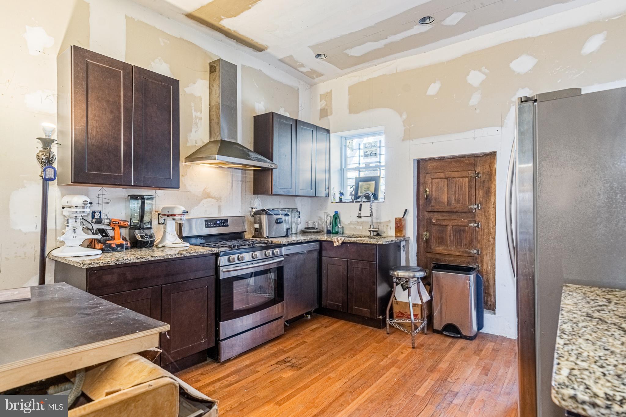 CHARLES VILLAGE - Residential