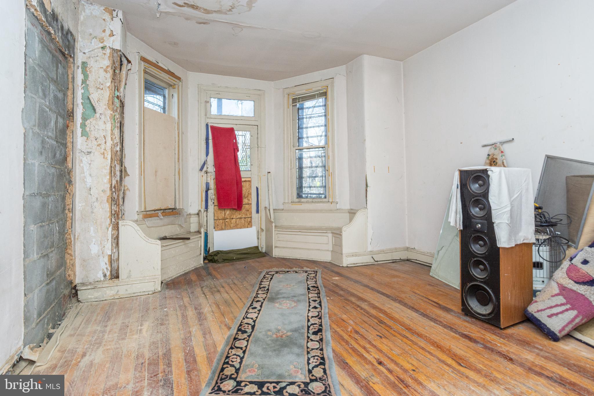 CHARLES VILLAGE - Residential