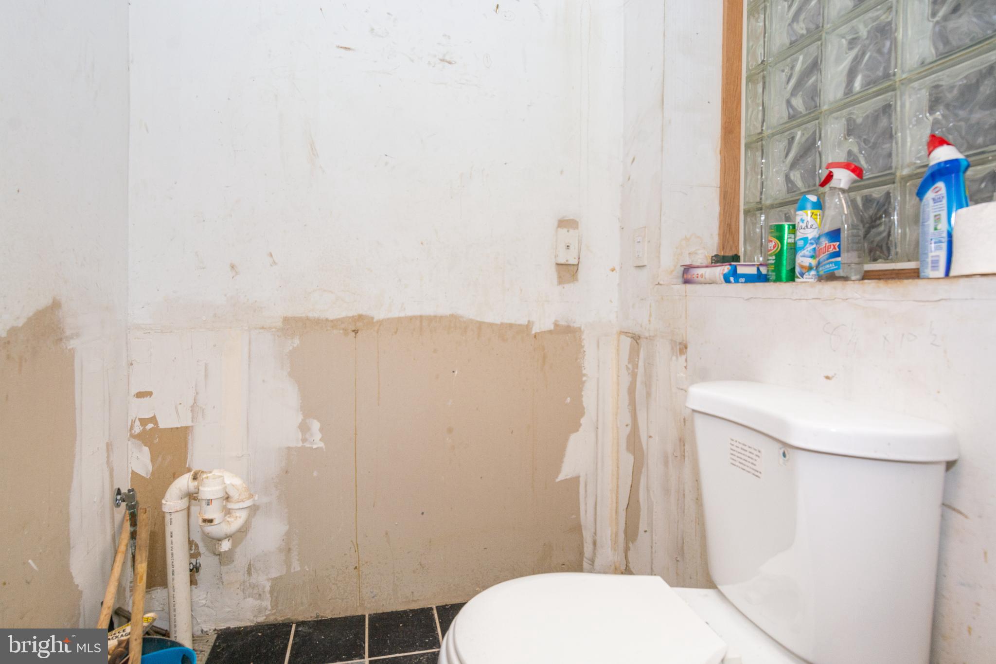 CHARLES VILLAGE - Residential